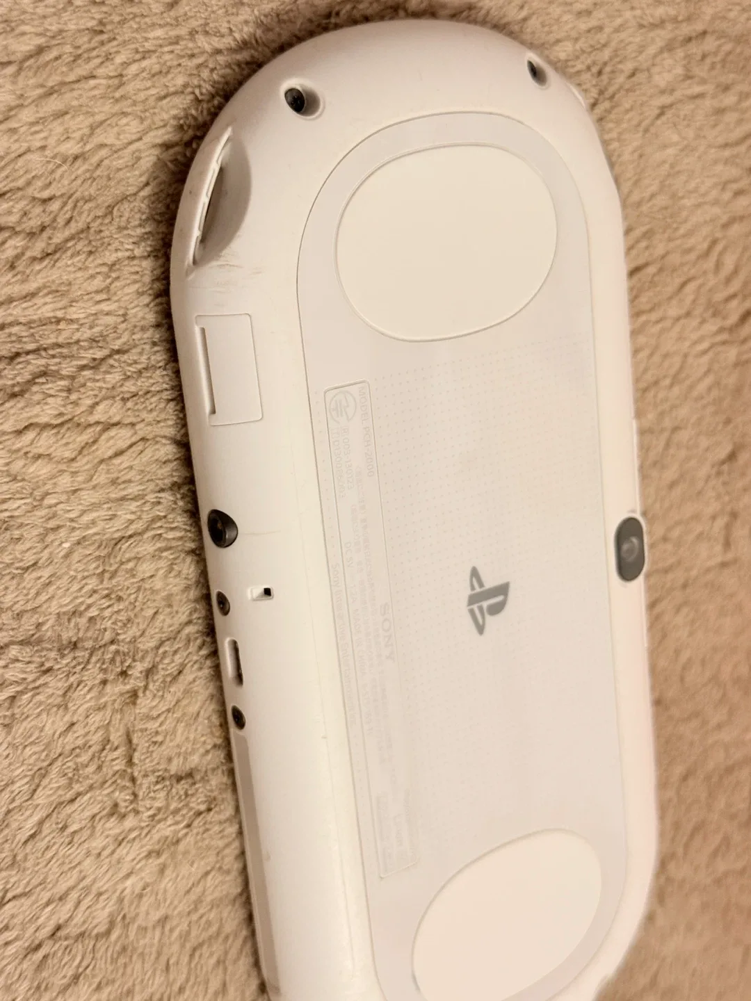 Sony PS Vita - White Handheld Console image indicator(6)