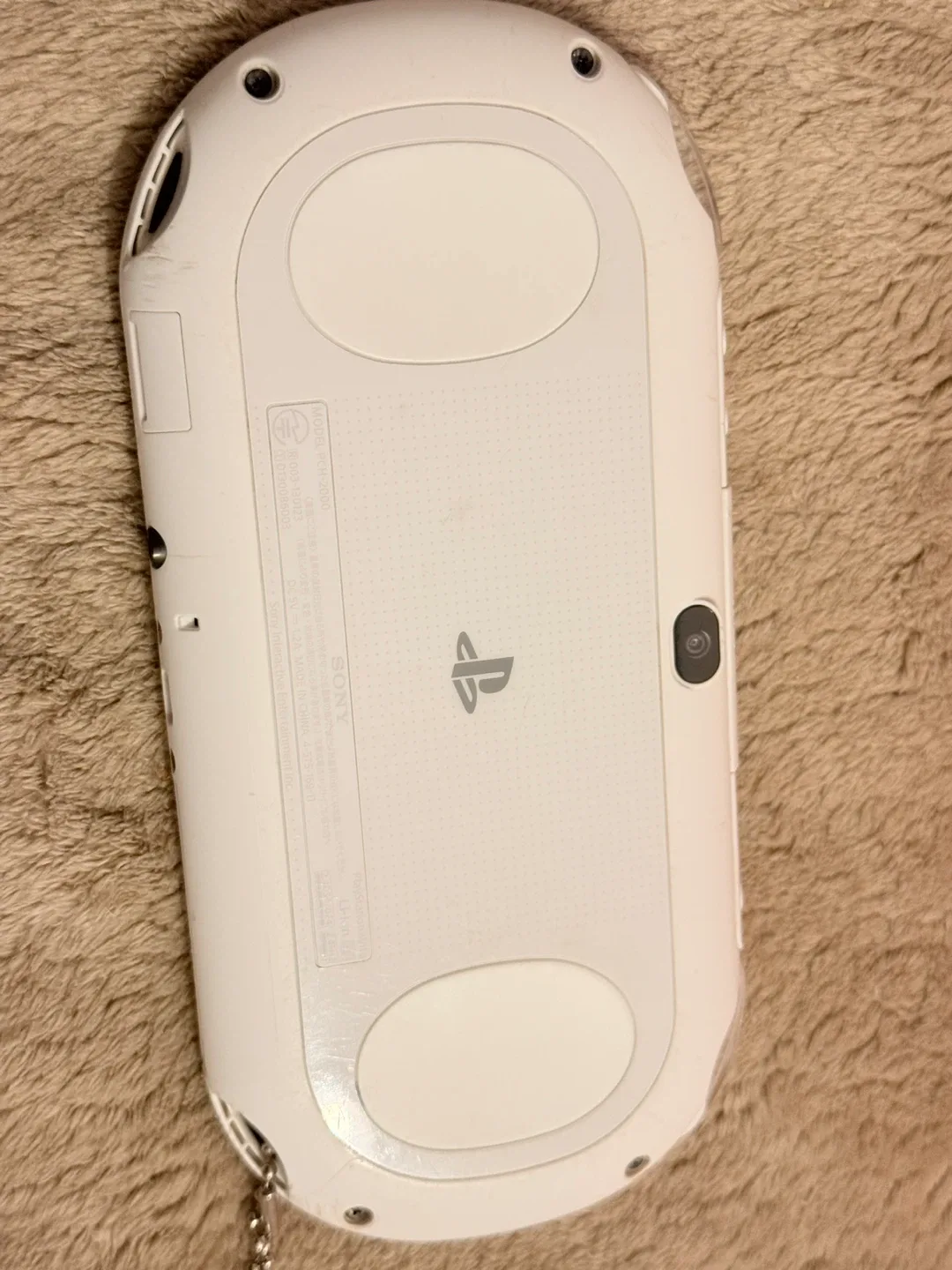 Sony PS Vita - White Handheld Console image indicator(4)