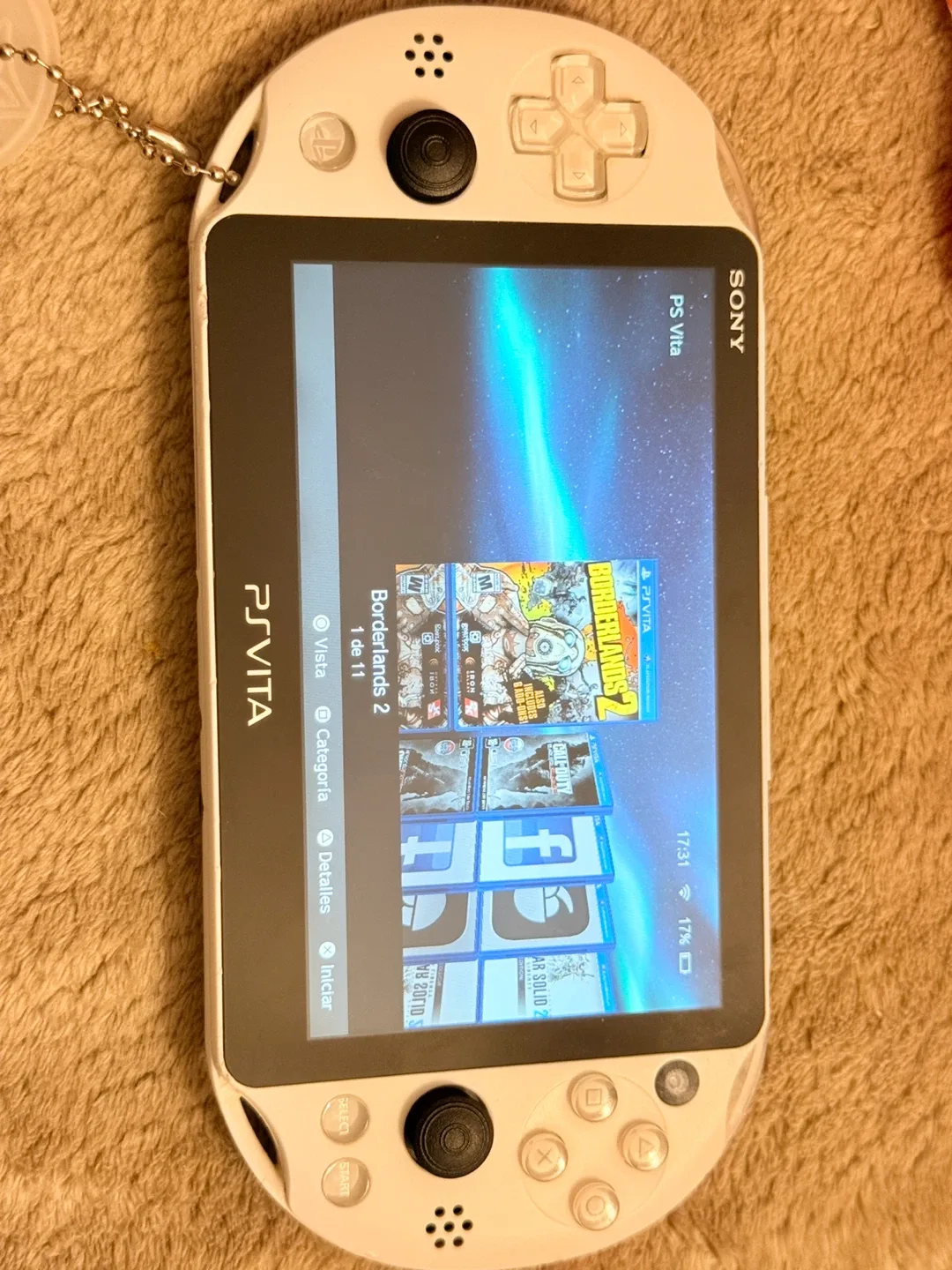 Sony PS Vita - White Handheld Console image indicator(5)