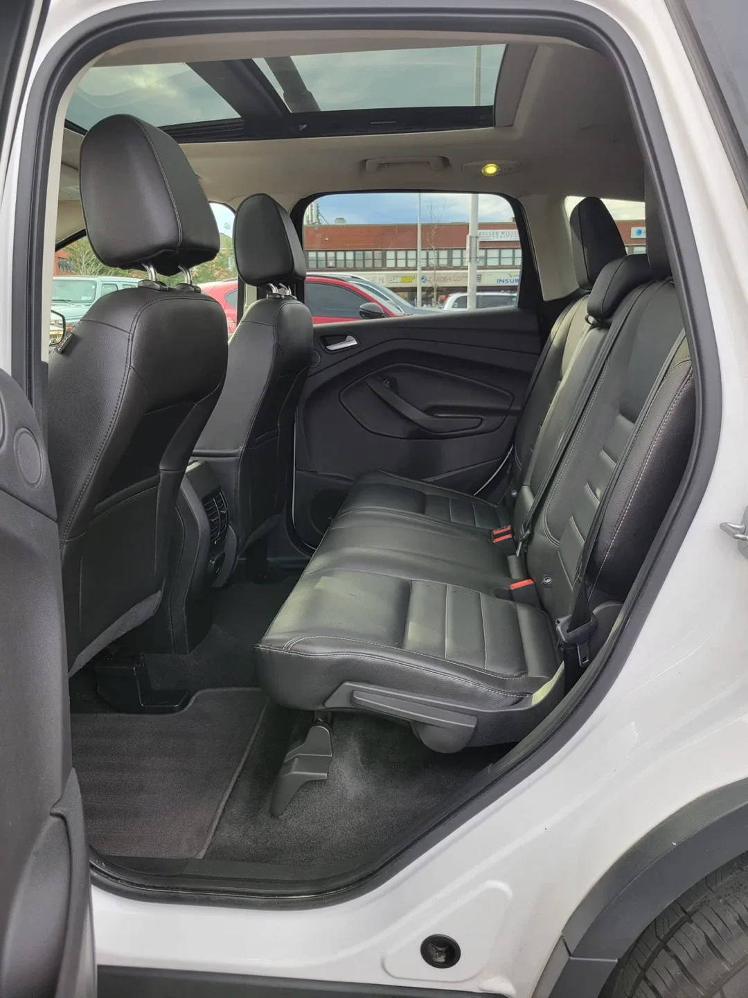 2016 Ford escape titanium 4D SUV  4 WD image indicator(7)