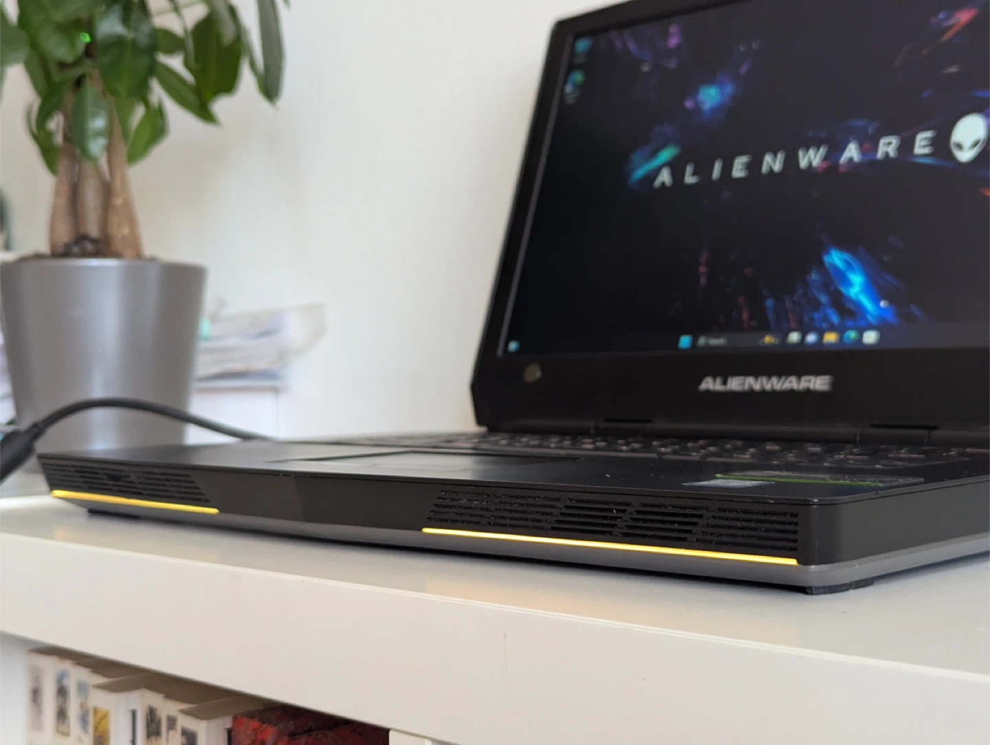 Dell Alienware 15 R2 Gaming Laptop | GTX 965M | Core i5 - photo 5