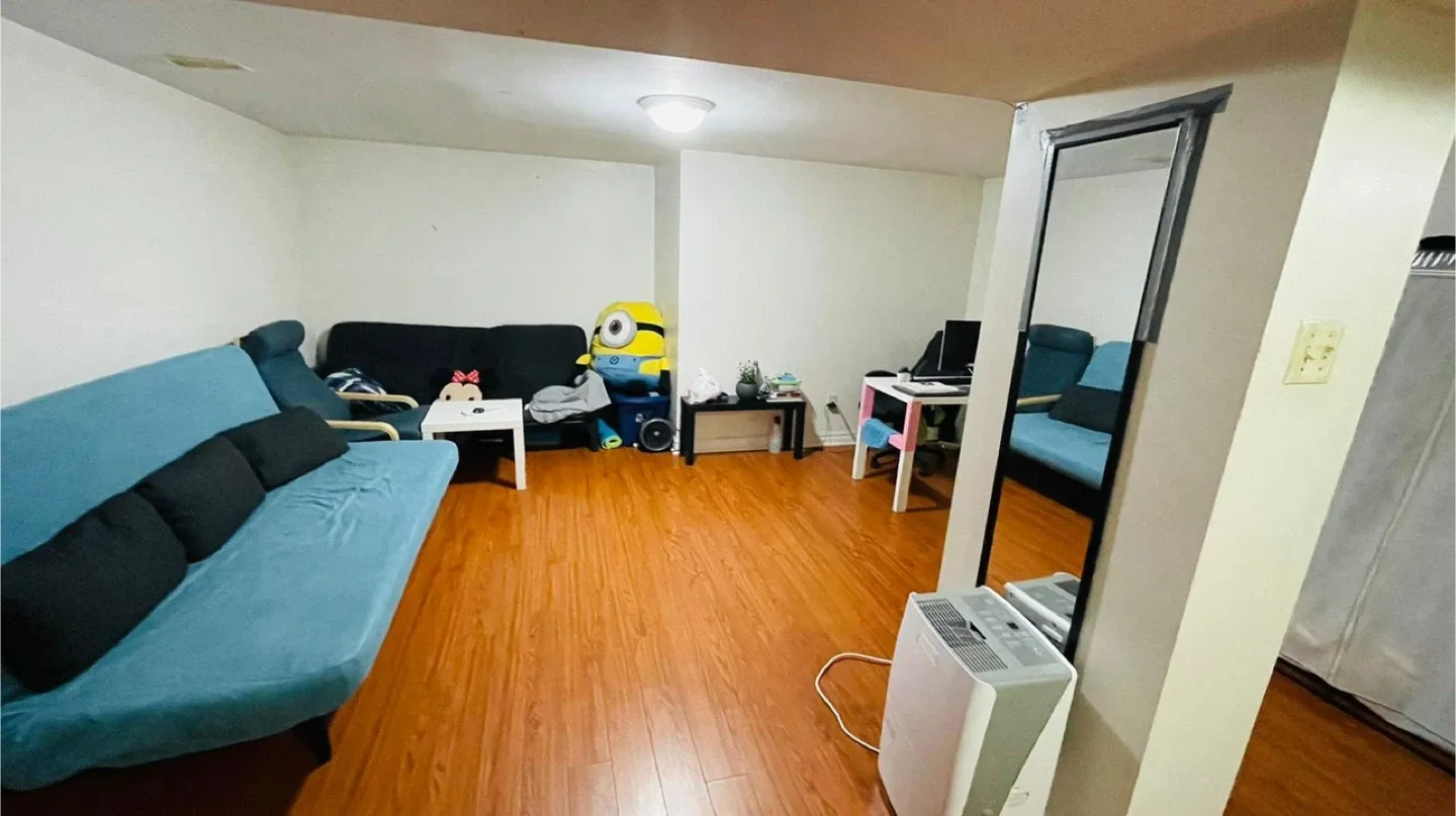 Basement for rent in etobicoke image indicator(4)