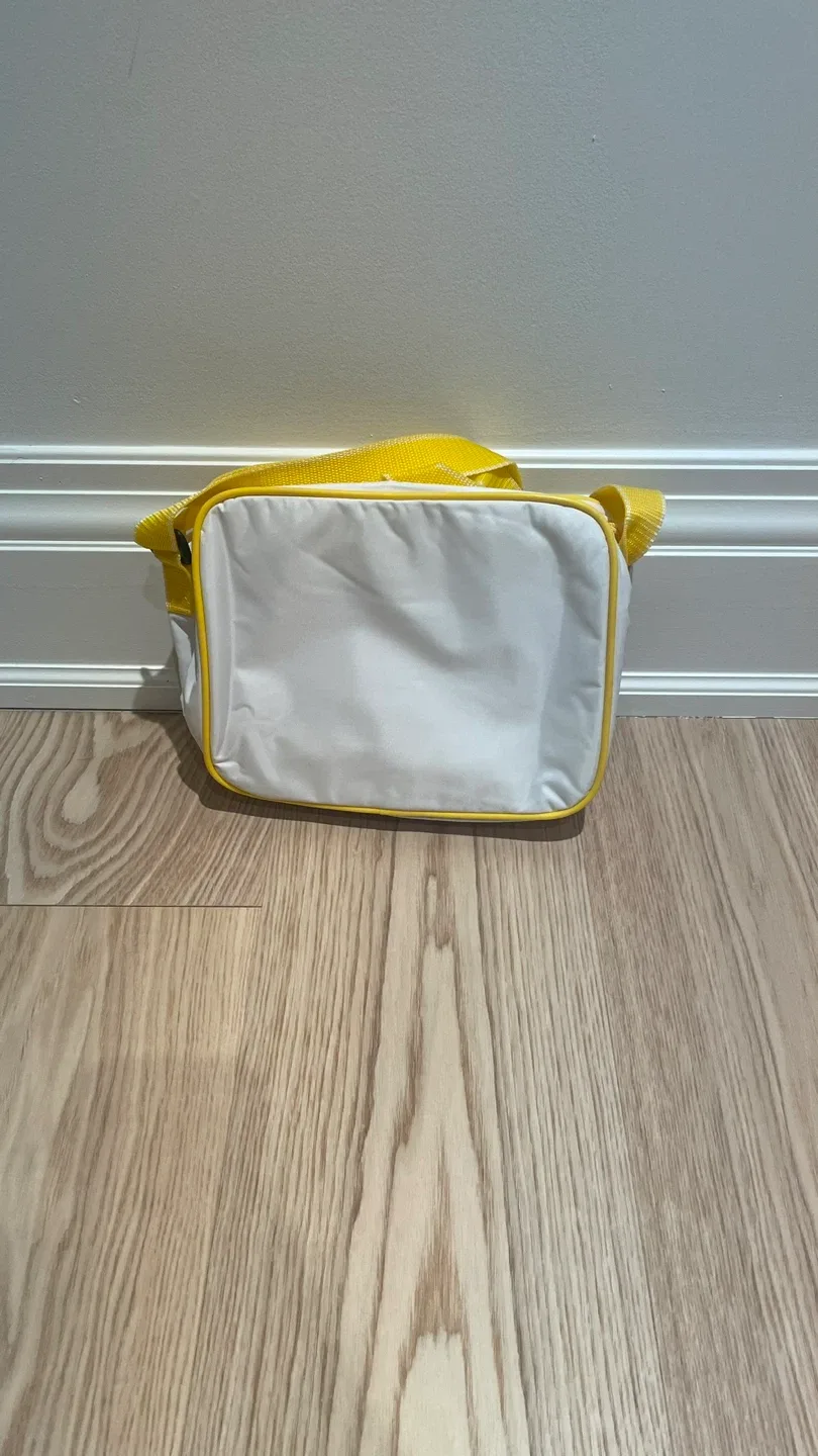 Bahamas Lunch Bag image indicator(3)