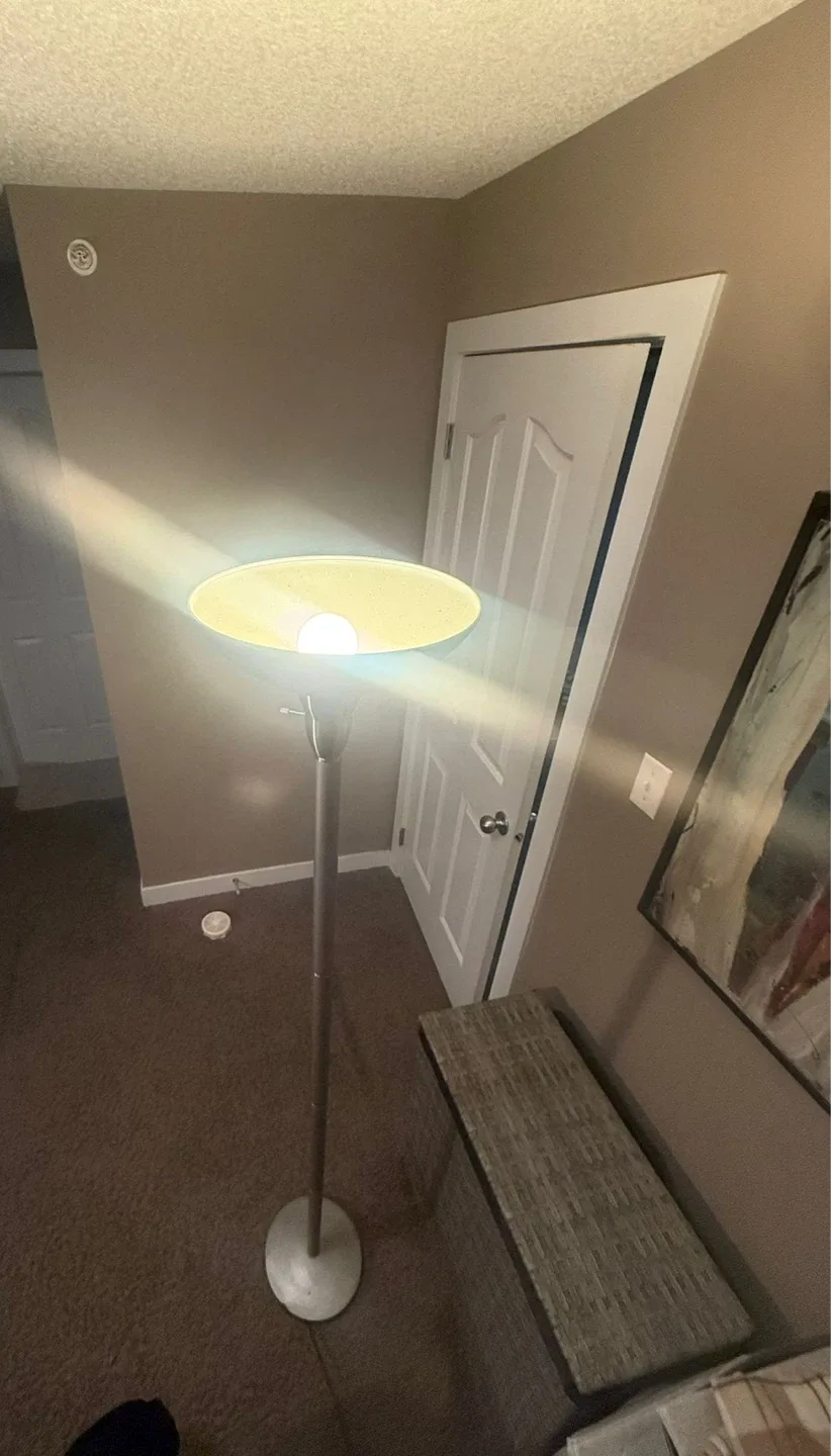 Silver Torchiere Floor Lamp image indicator(3)