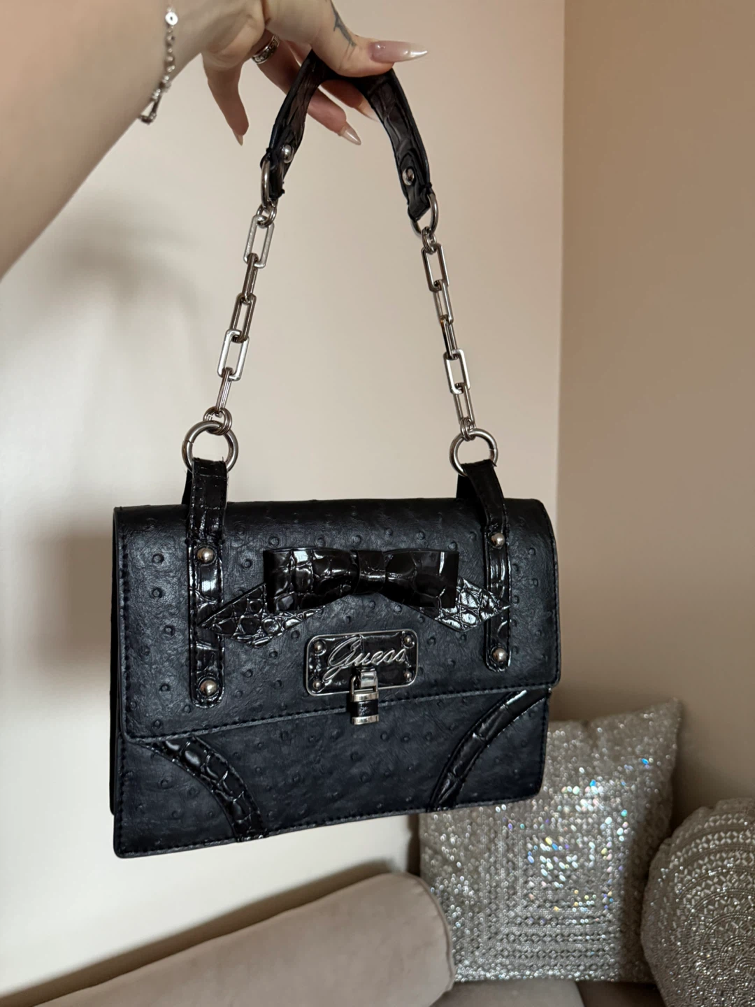 Guess Black vintage Chain Bag