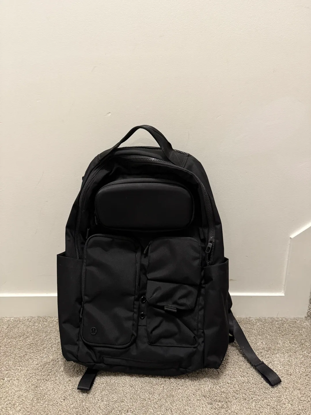 Lululemon Command The Day Backpack - Black
