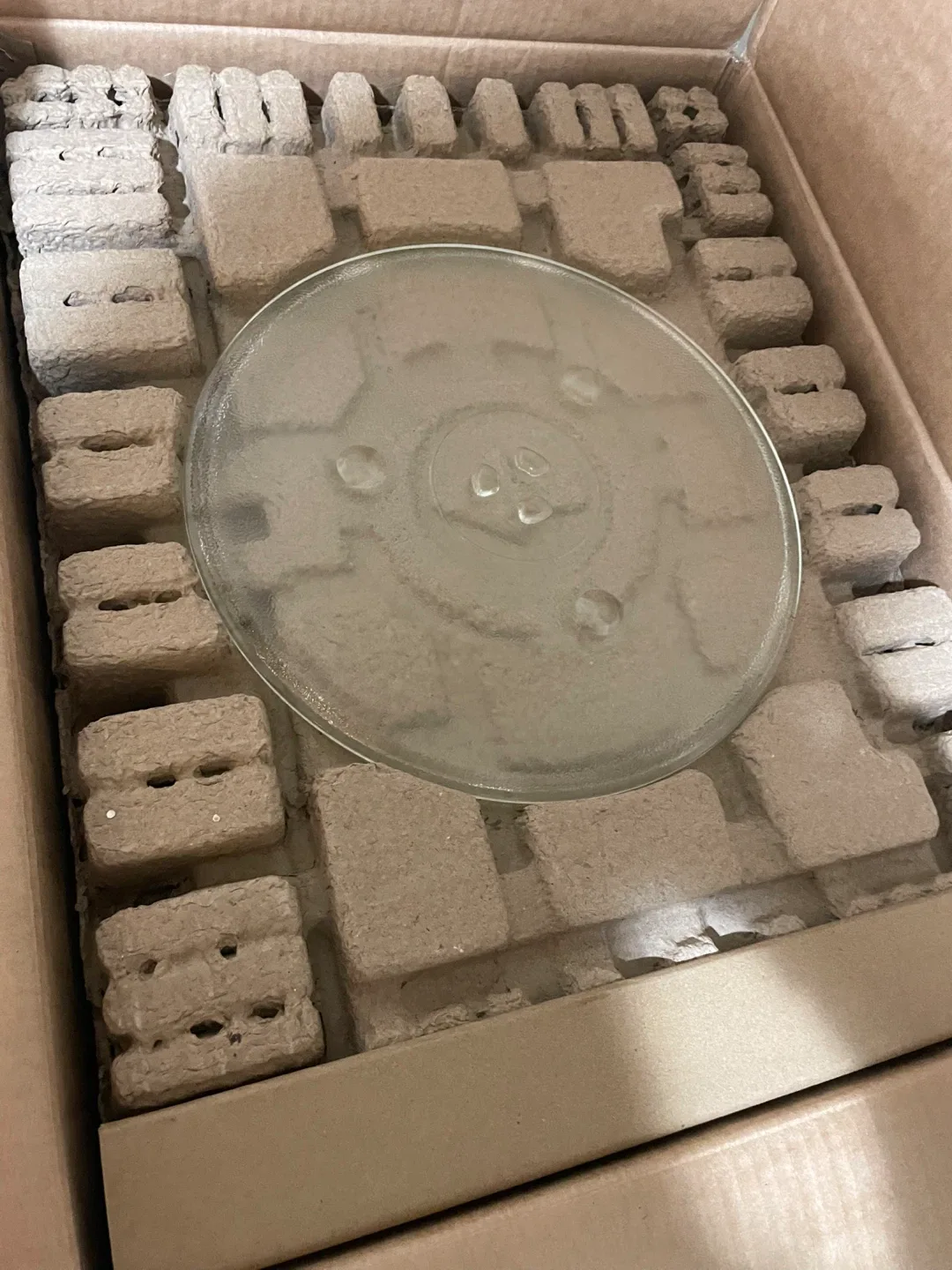 Hamilton Beach Midsize Microwave Oven - Like New! image indicator(2)