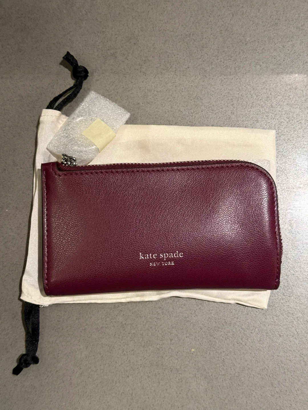 Kate Spade Leather Wallet – Brand New w/ Box & Dust Bag