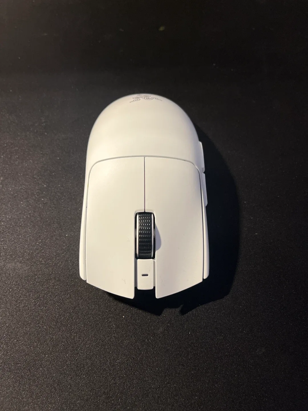 Razer Viper V3 Pro White Gaming Mouse image indicator(2)