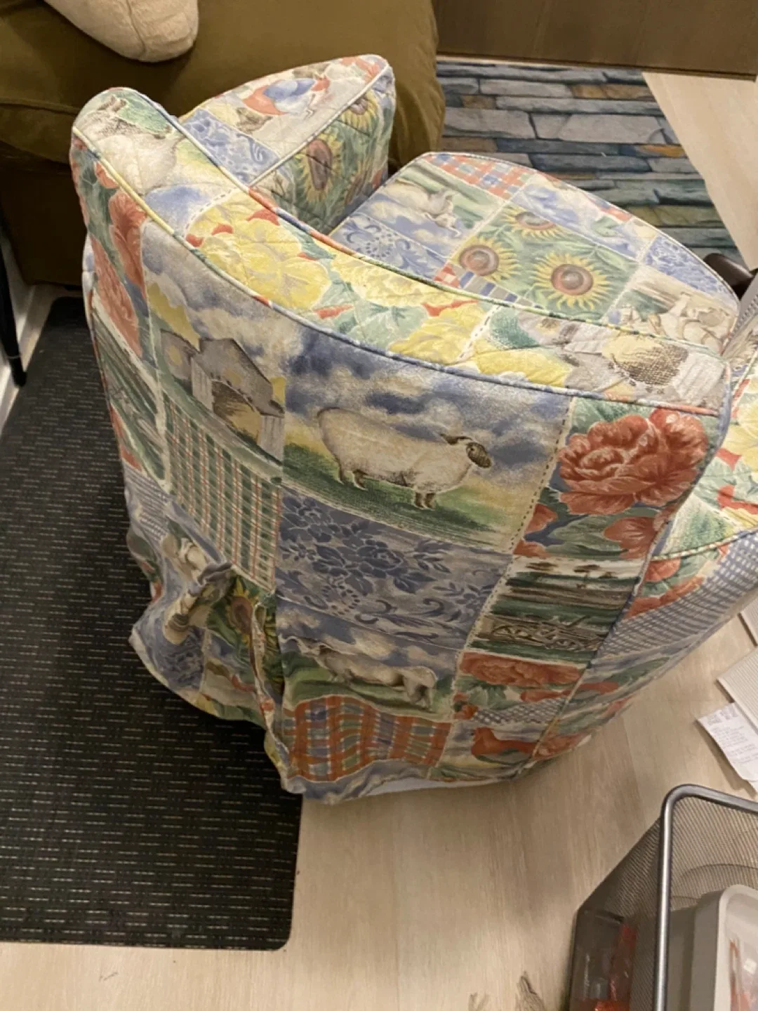 Patterned Swivel Barrel Chair image indicator(4)