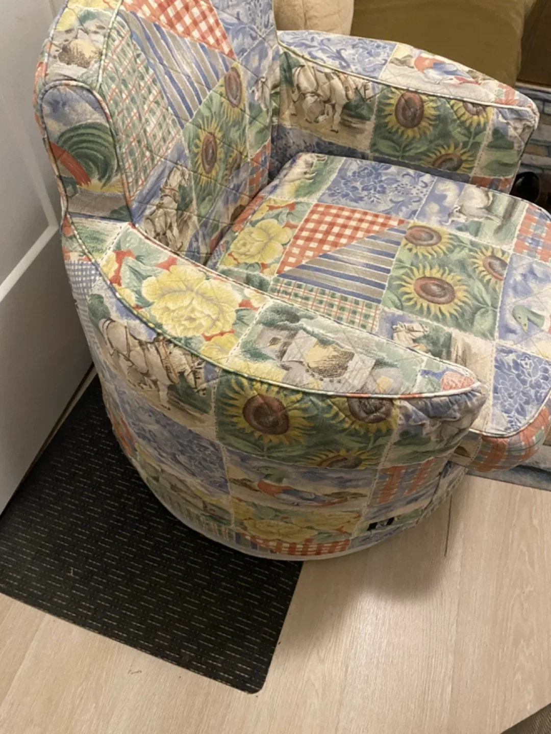 Patterned Swivel Barrel Chair image indicator(3)