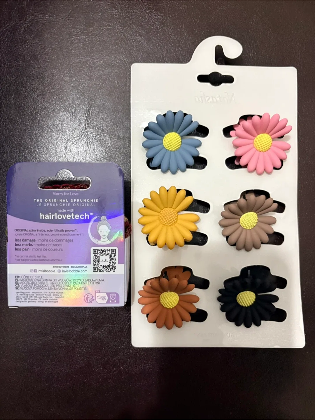 Hair Accessories Claw Clips & Scrunchie Set #Cleanout image indicator(2)