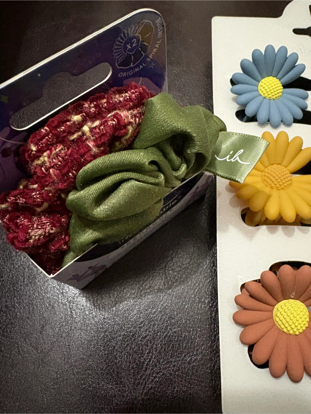 Hair Accessories Claw Clips & Scrunchie Set #Cleanout - photo 4