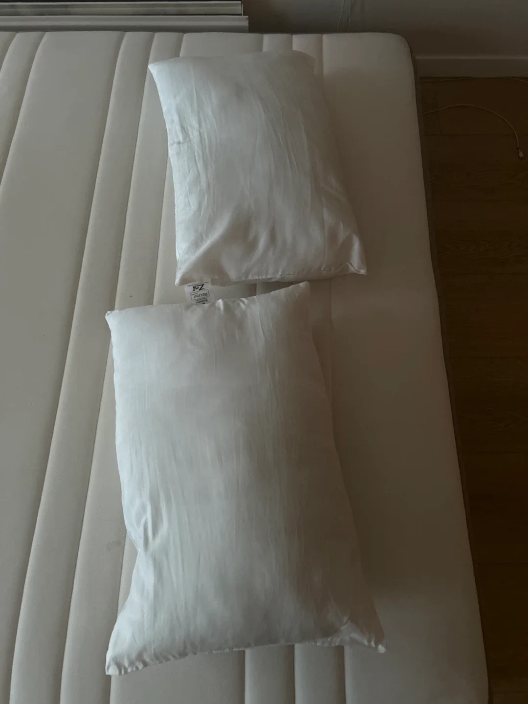 IKEA Haugesund Mattress & Bed Frame image indicator(4)