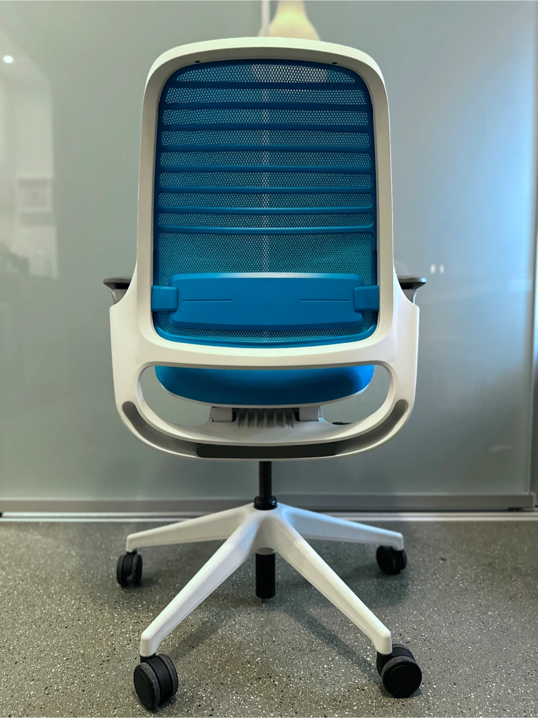 Steelcase Series 1 Office Chair – Cyan, Great Condition - photo 3