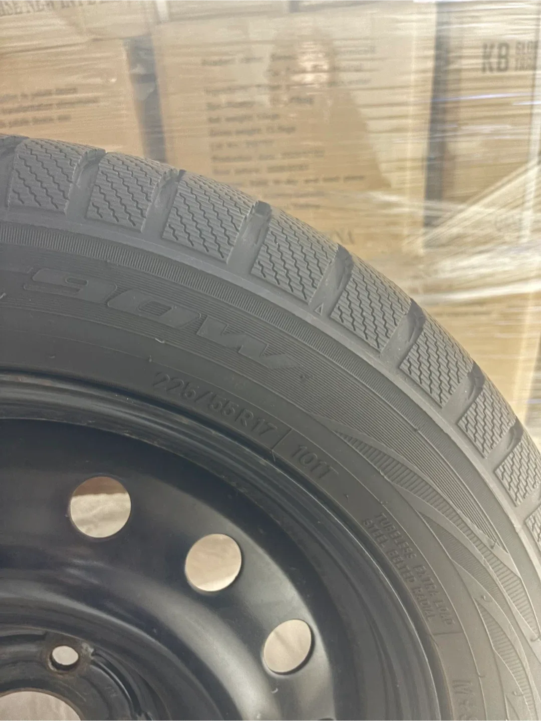 225/55R17 Winter Tire with rims!! Excellent condition image indicator(2)