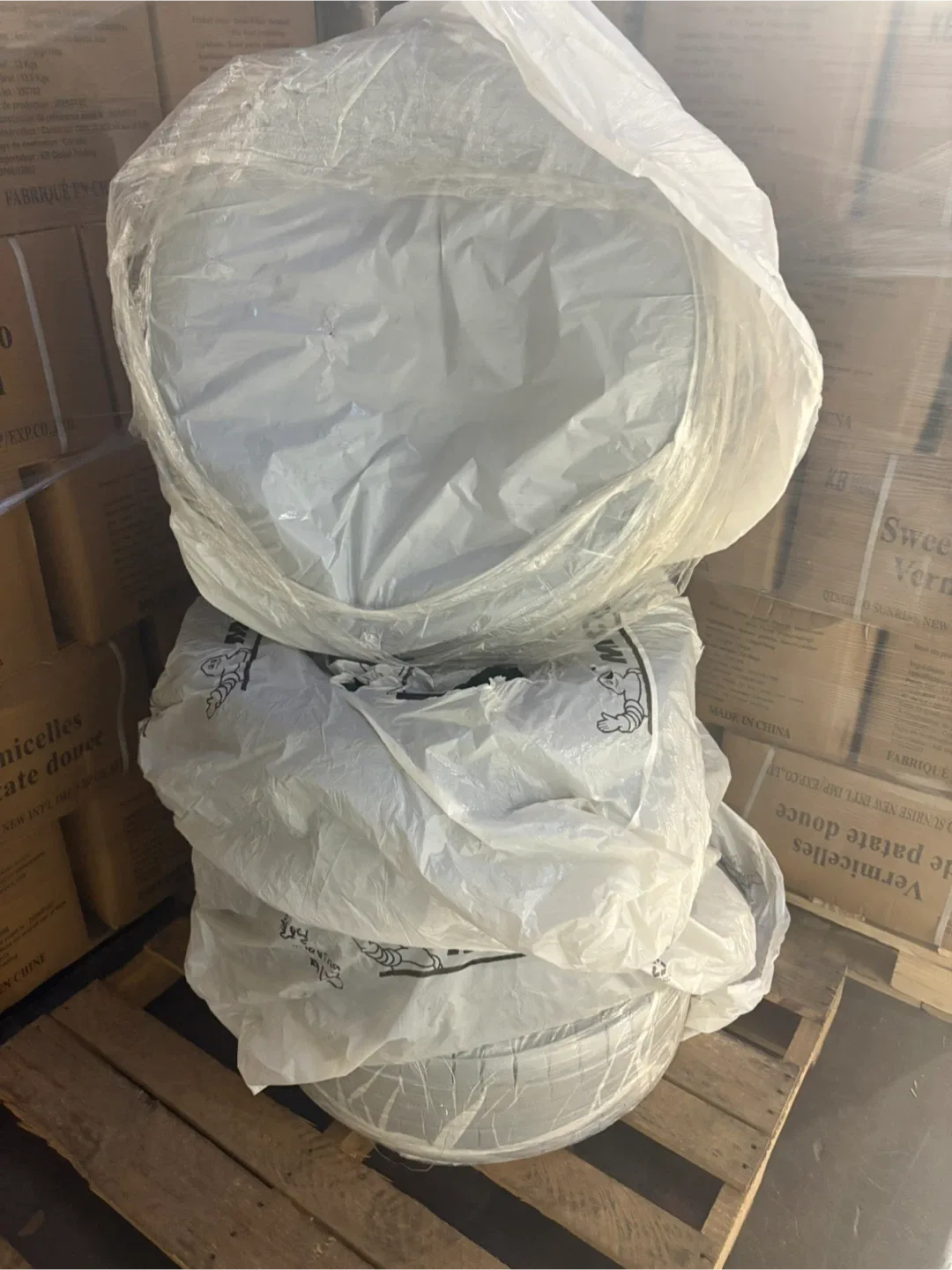 225/55R17 Winter Tire with rims!! Excellent condition image indicator(4)