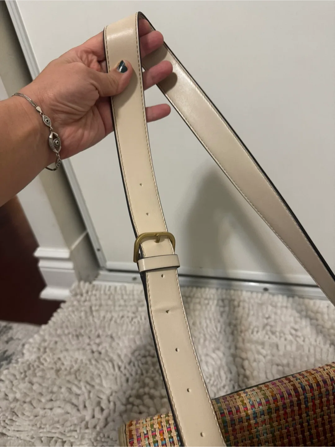 Guess Multi-Colour Handbag image indicator(6)