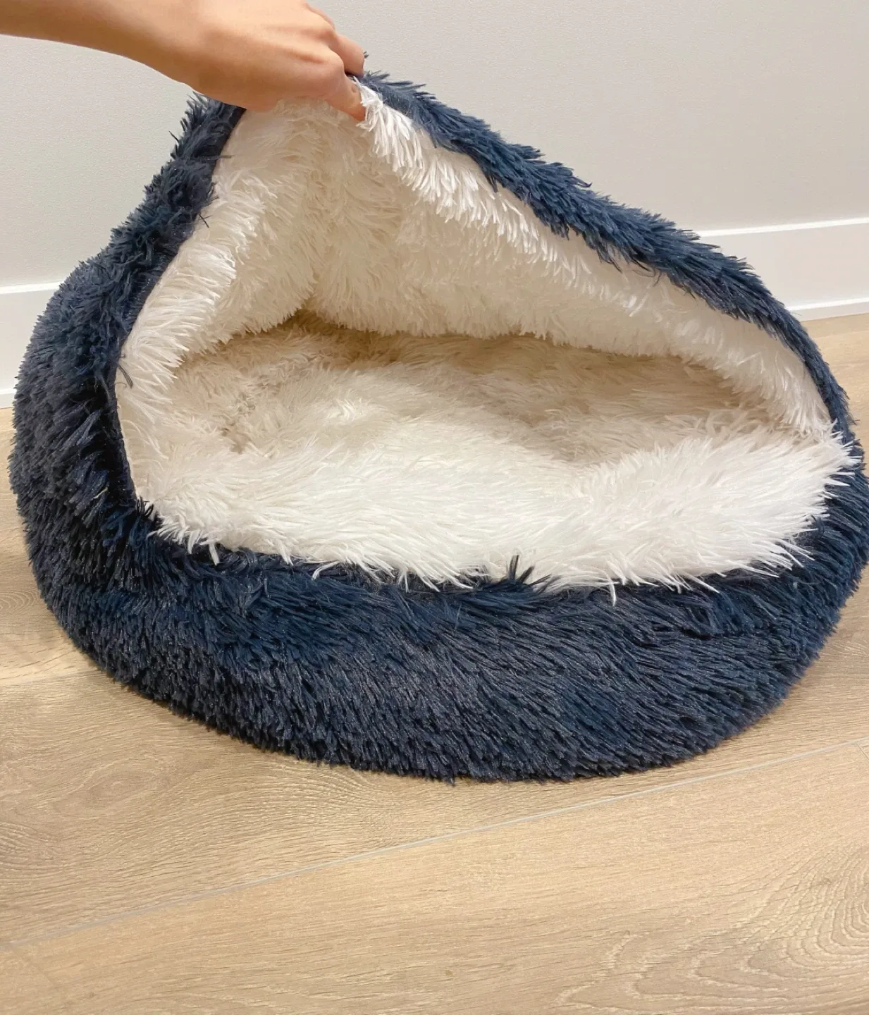 New Medium Dog bed