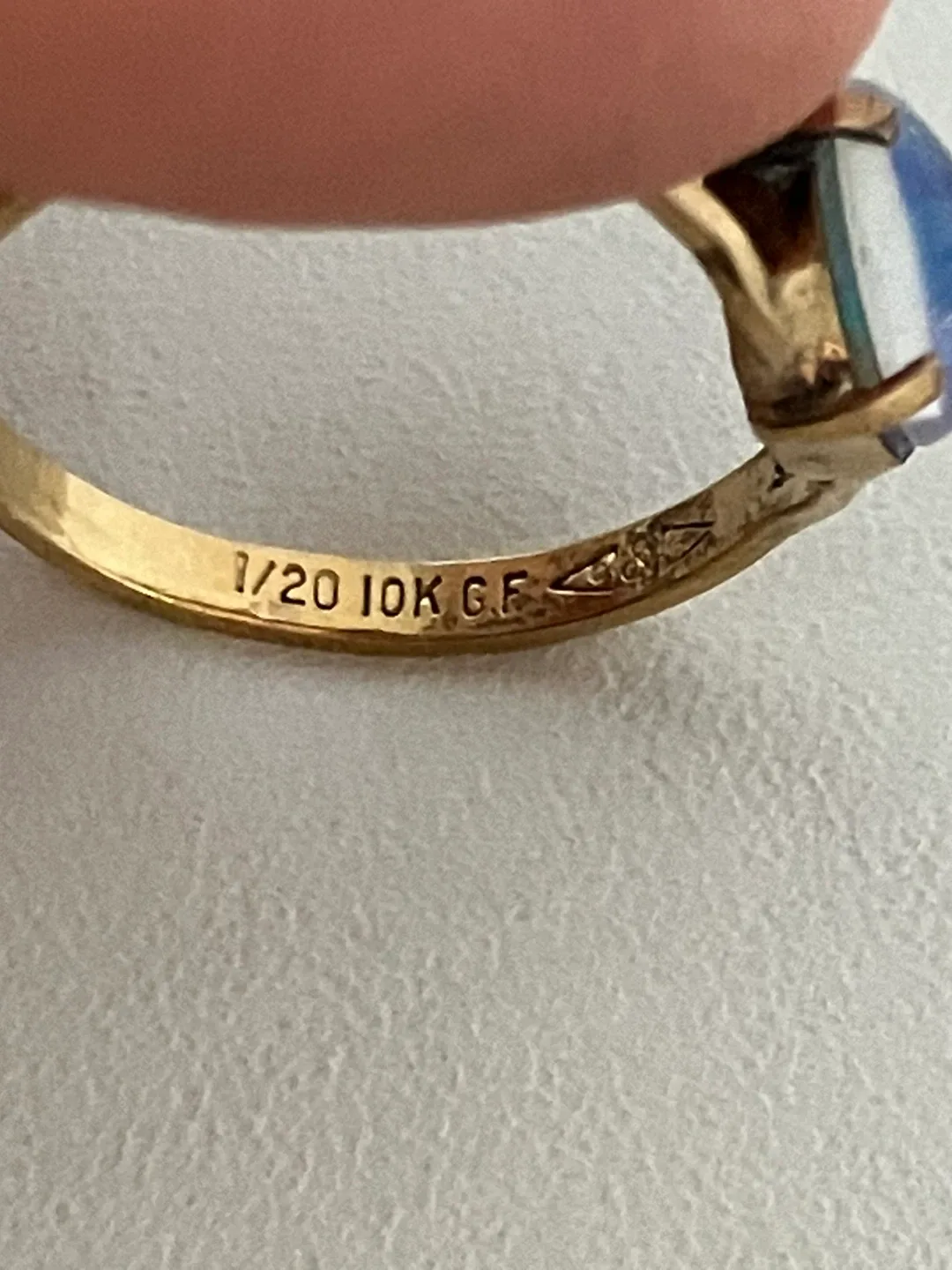 Vintage 10k Gold Fill Ring with Blue Stone Size 6.5 image indicator(7)