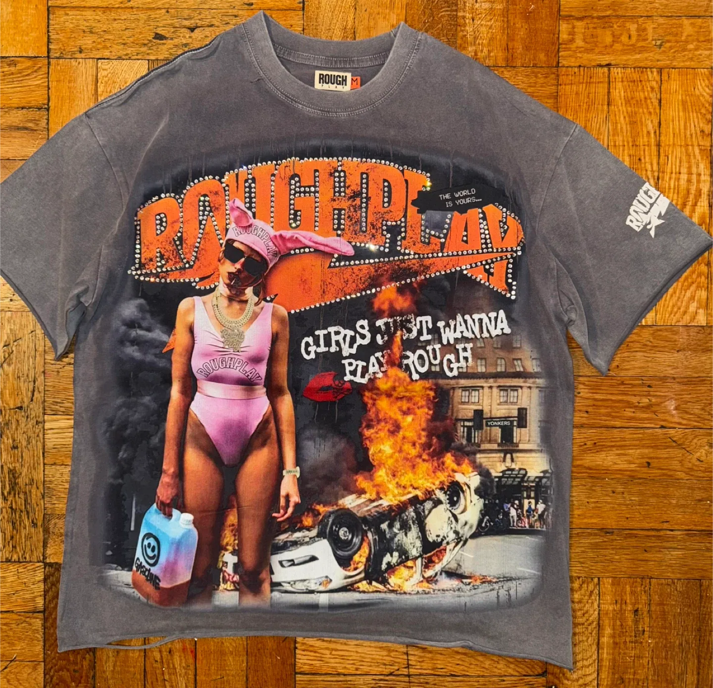 Graphic Print T-Shirts image indicator(9)