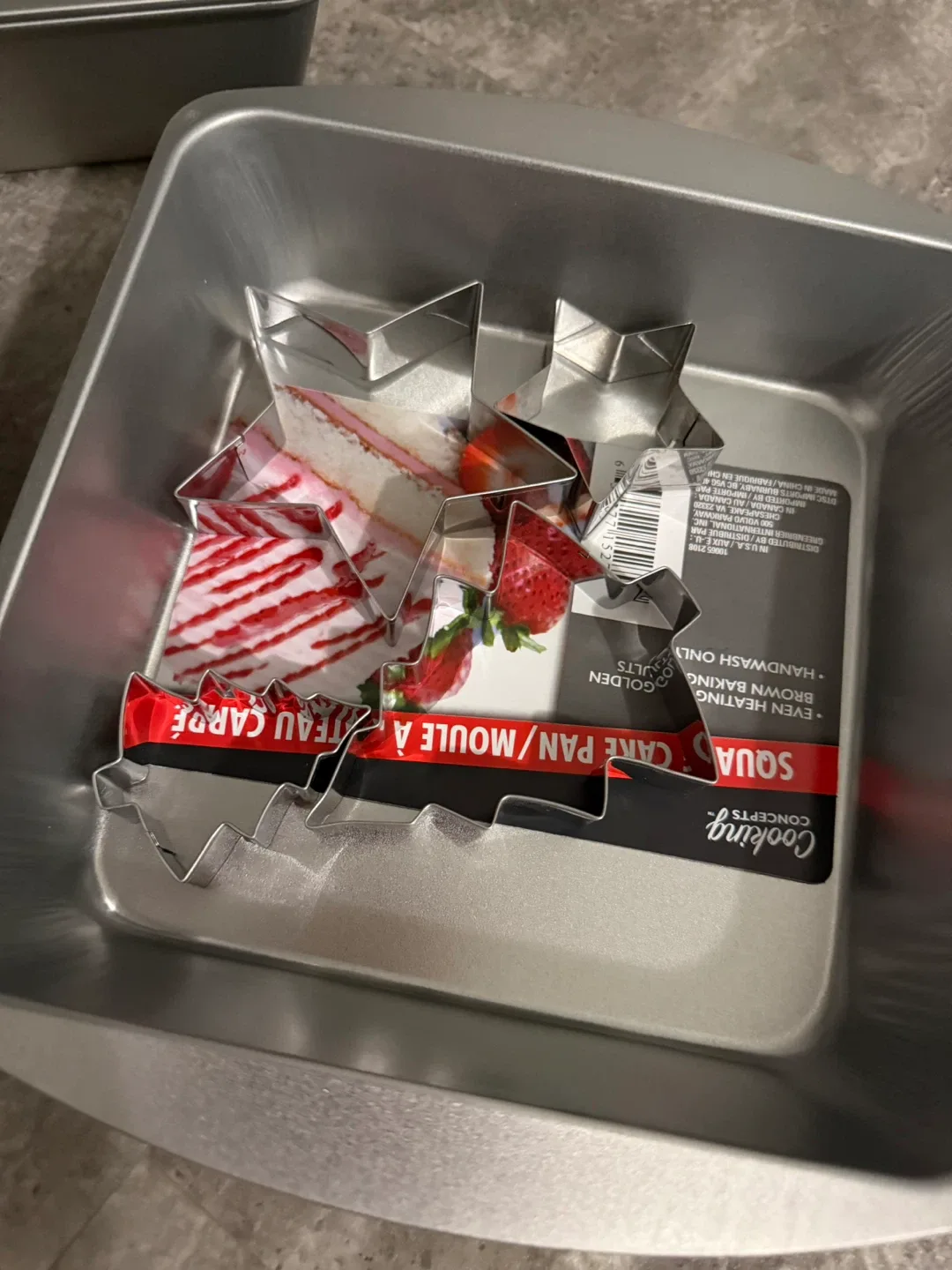 Baking Pans & Cutters image indicator(2)