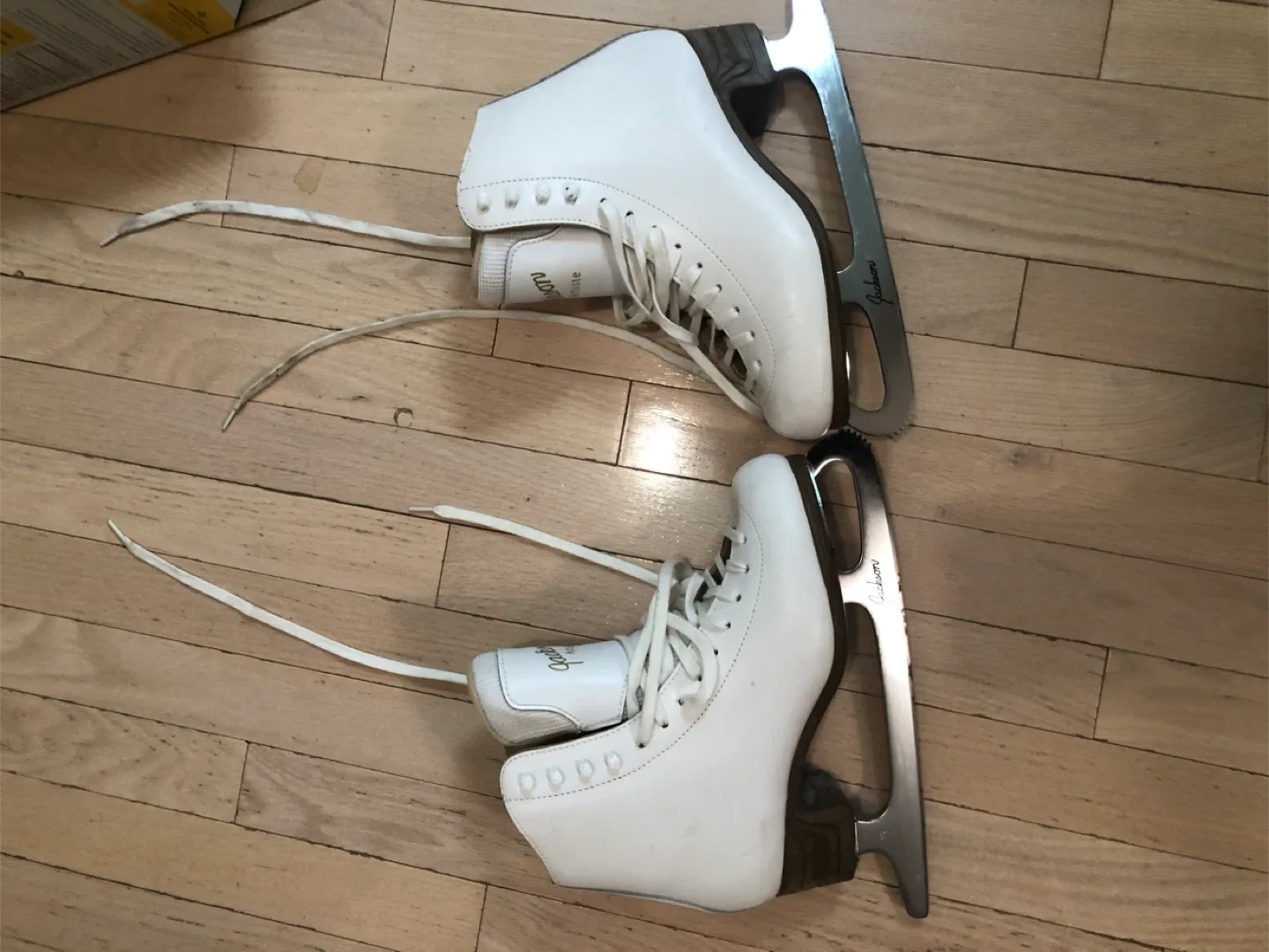 Jackson Artiste Ice Figure Skates image indicator(3)