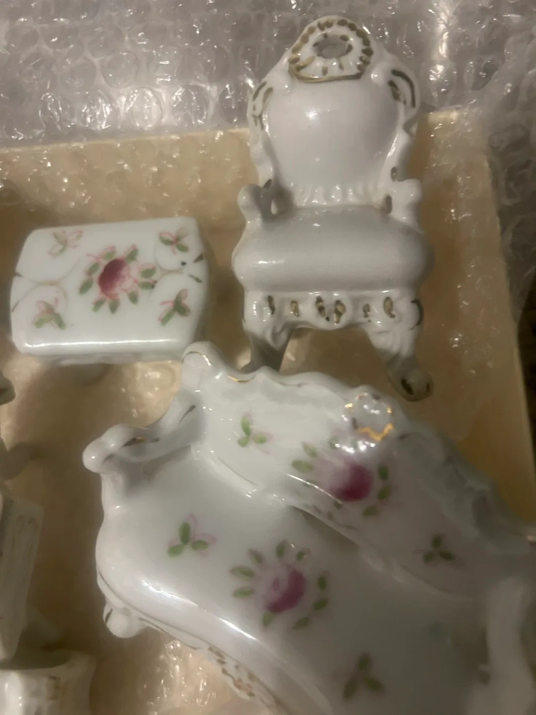 Miniature Porcelain Furniture Set - Made in Japan image indicator(3)