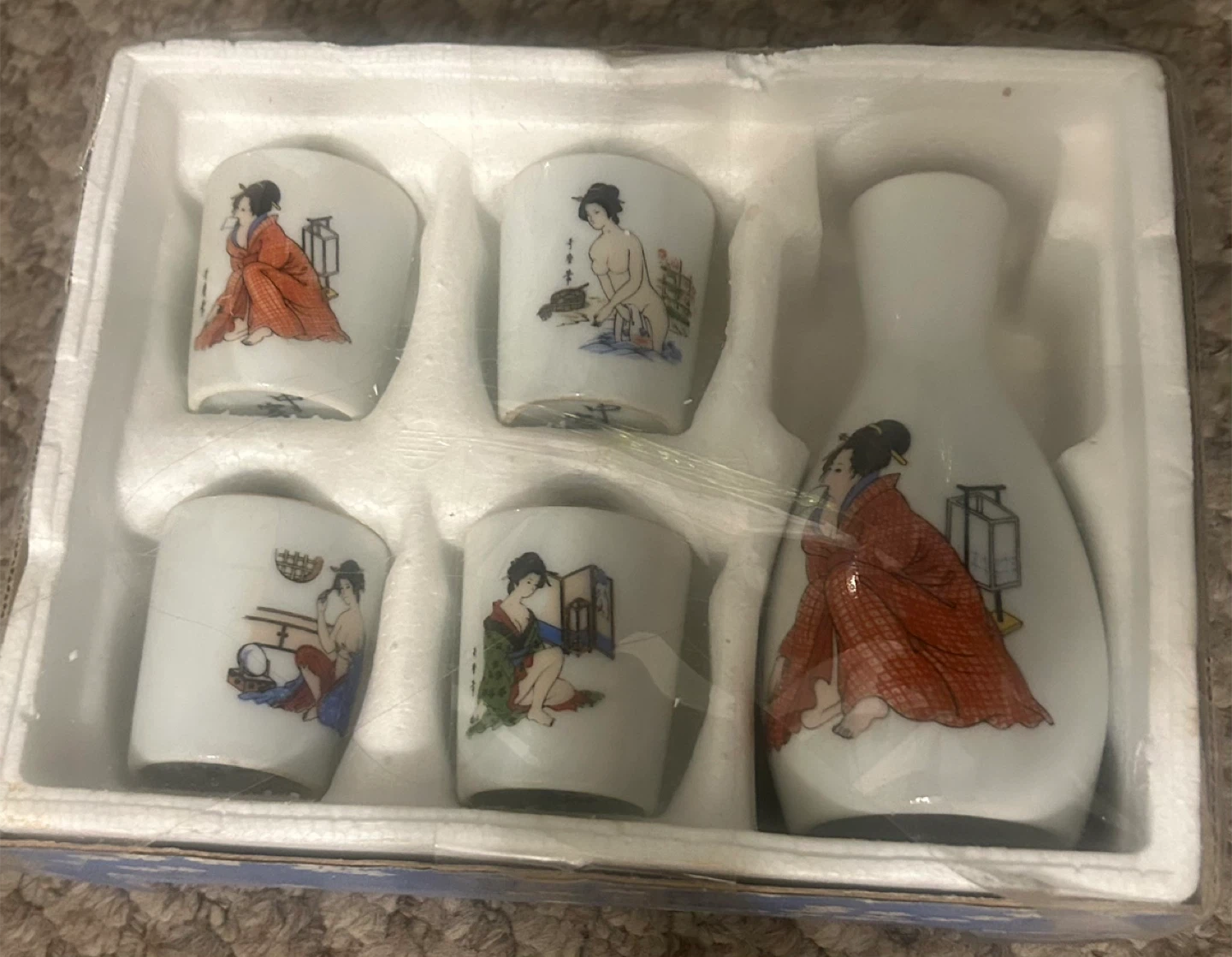 Porcelain sake set