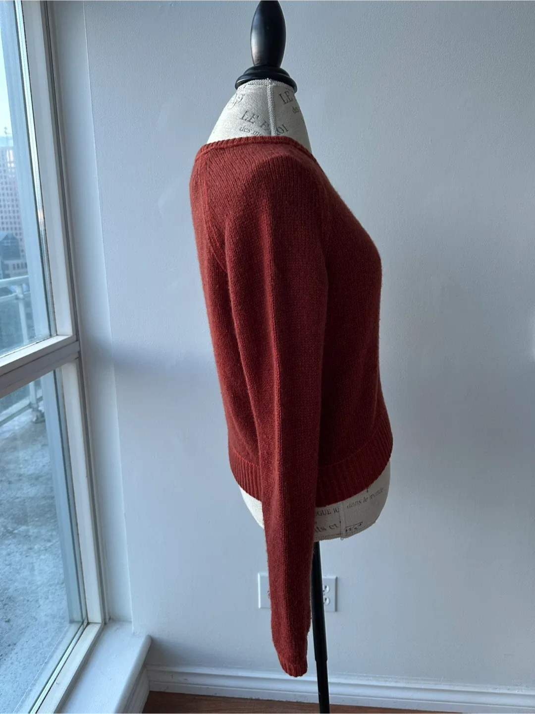 Burberry Wool and Cashmere Sweater image indicator(2)