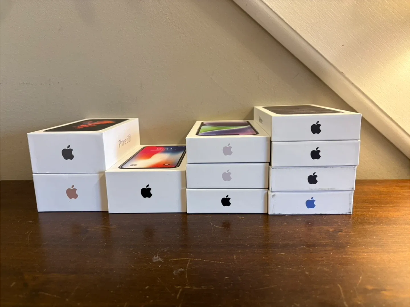 ✨✨Empty iPhone Boxes✨✨ image indicator(2)