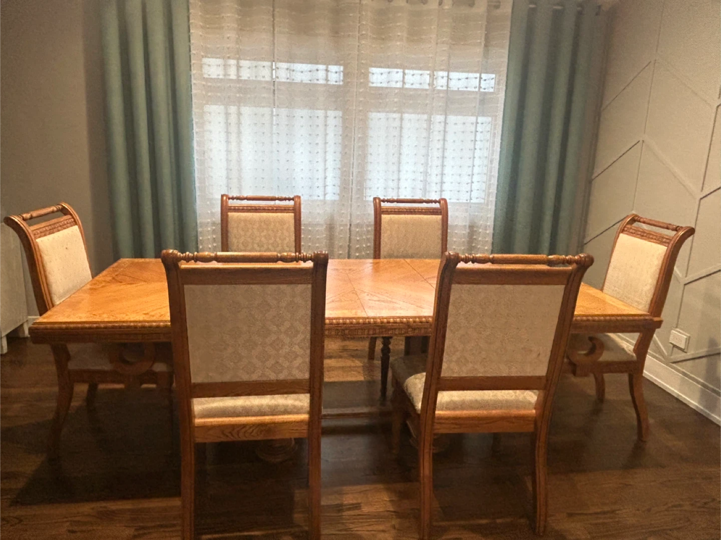 Dining Table with 6 Chairs - photo 2