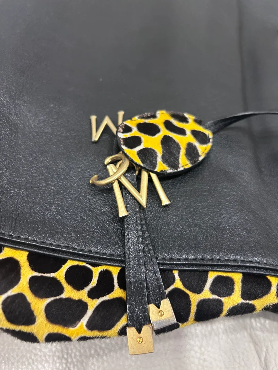 MCM Black Leather Tote Bag image indicator(4)