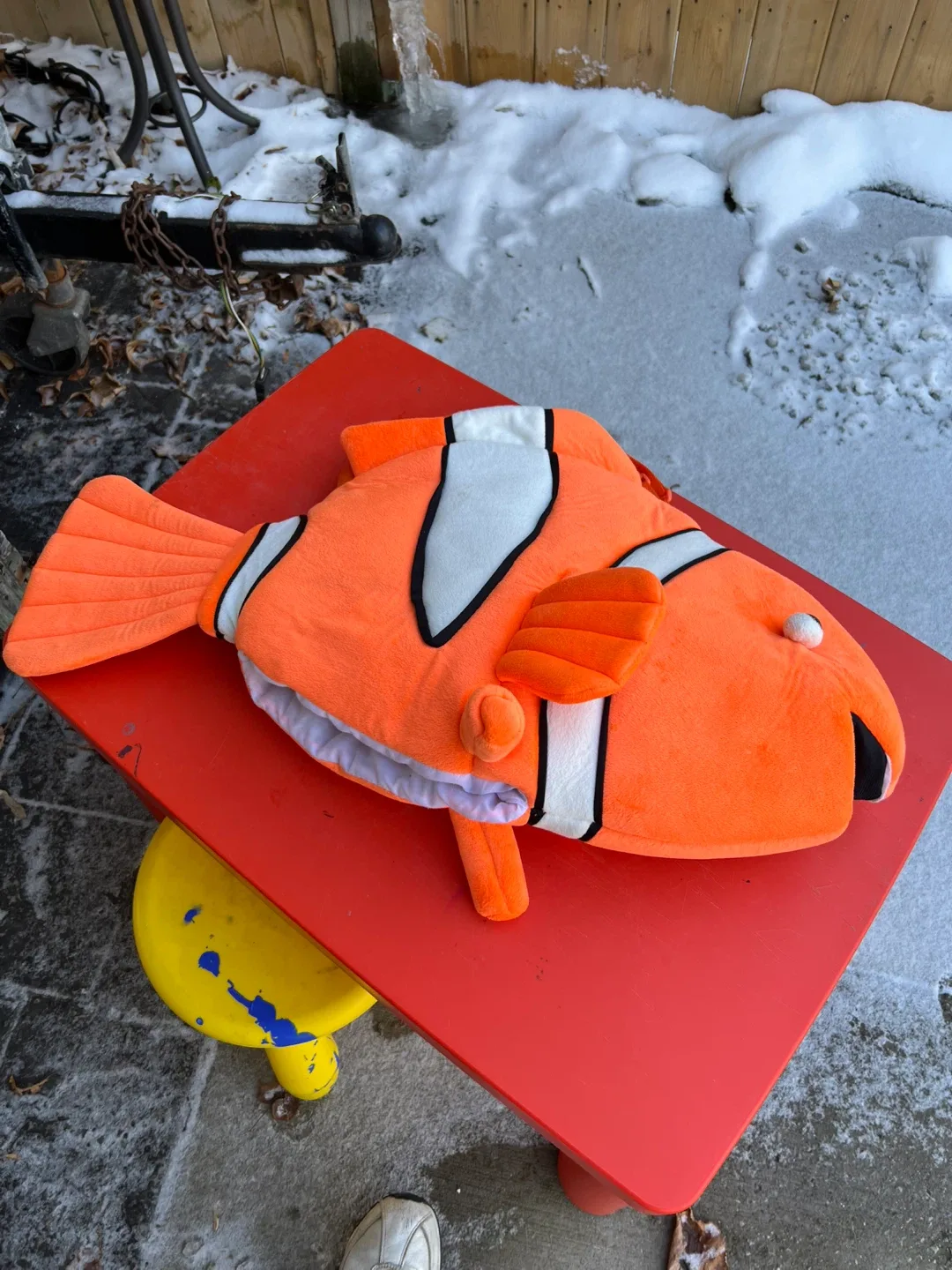 Sturdy plastic table and stool image indicator(2)