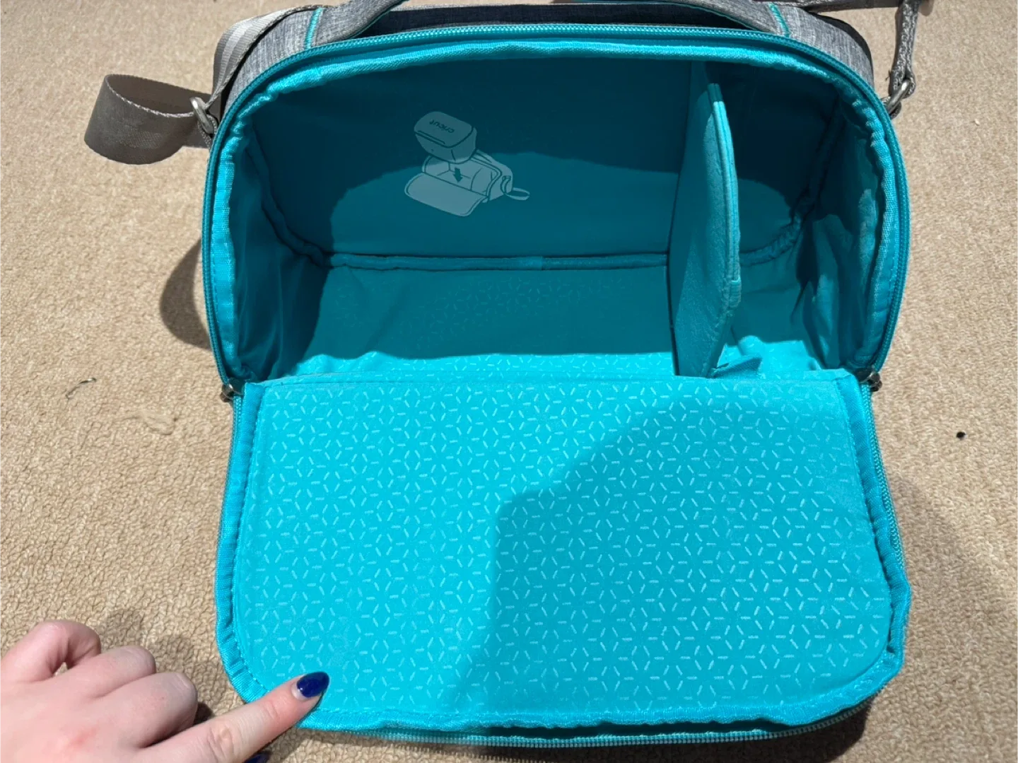 Cricut Gray Carrying Bag image indicator(3)