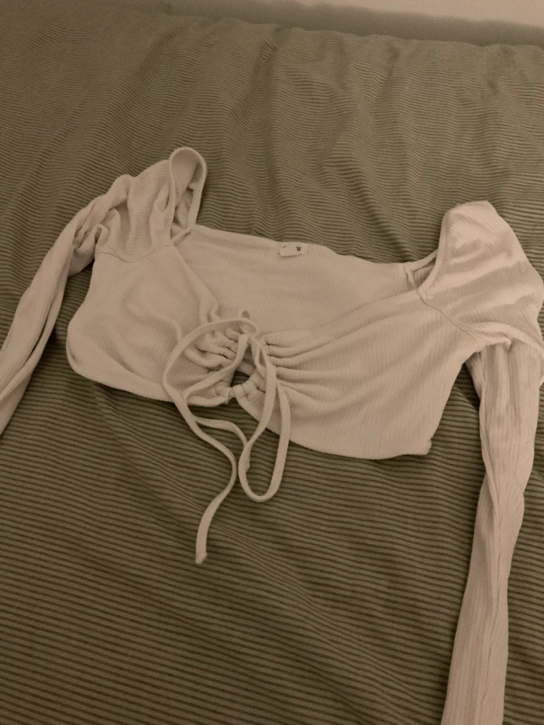 Garage White Long Sleeve Crop Top - XS