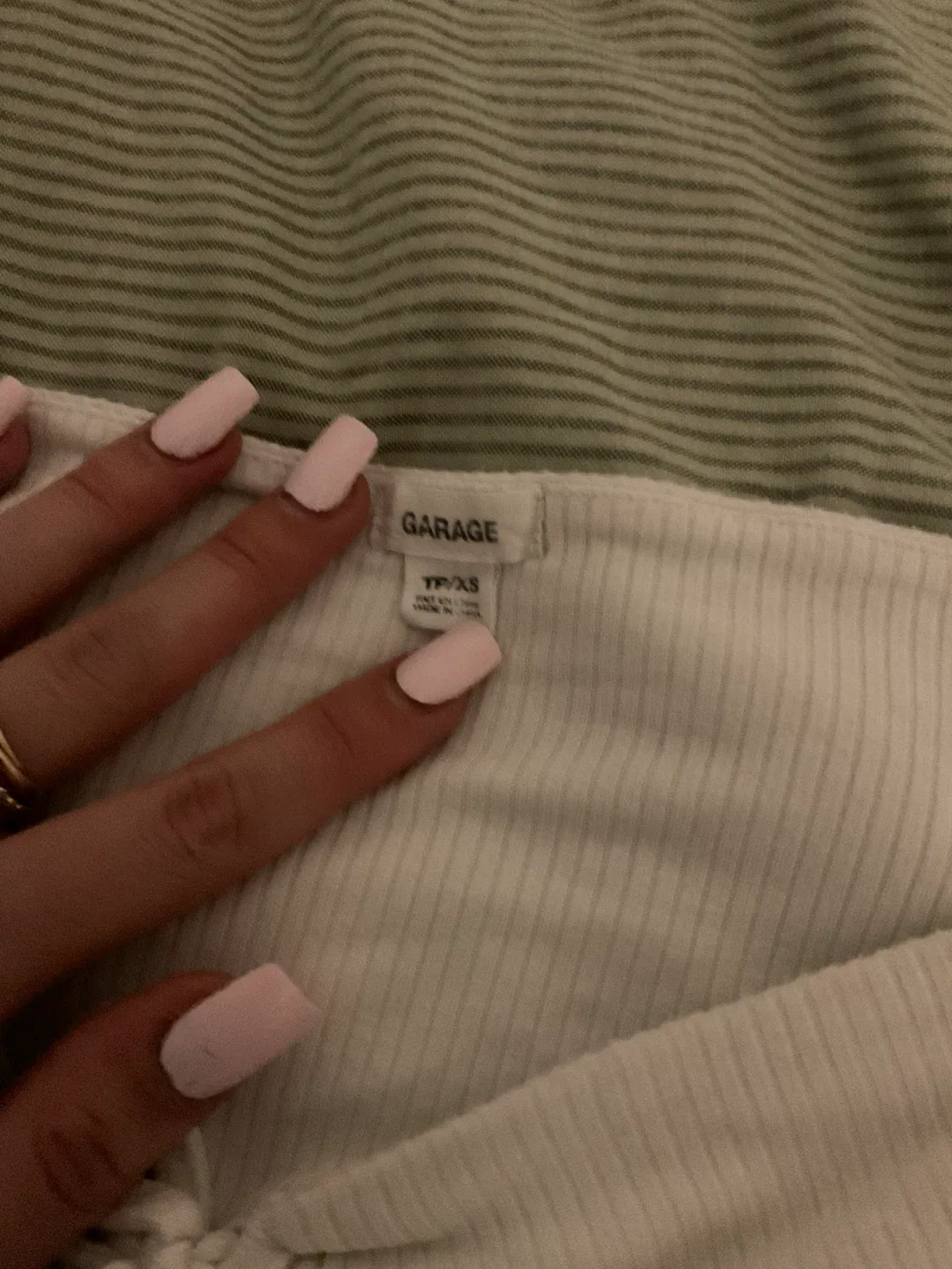 Garage White Long Sleeve Crop Top - XS image indicator(2)