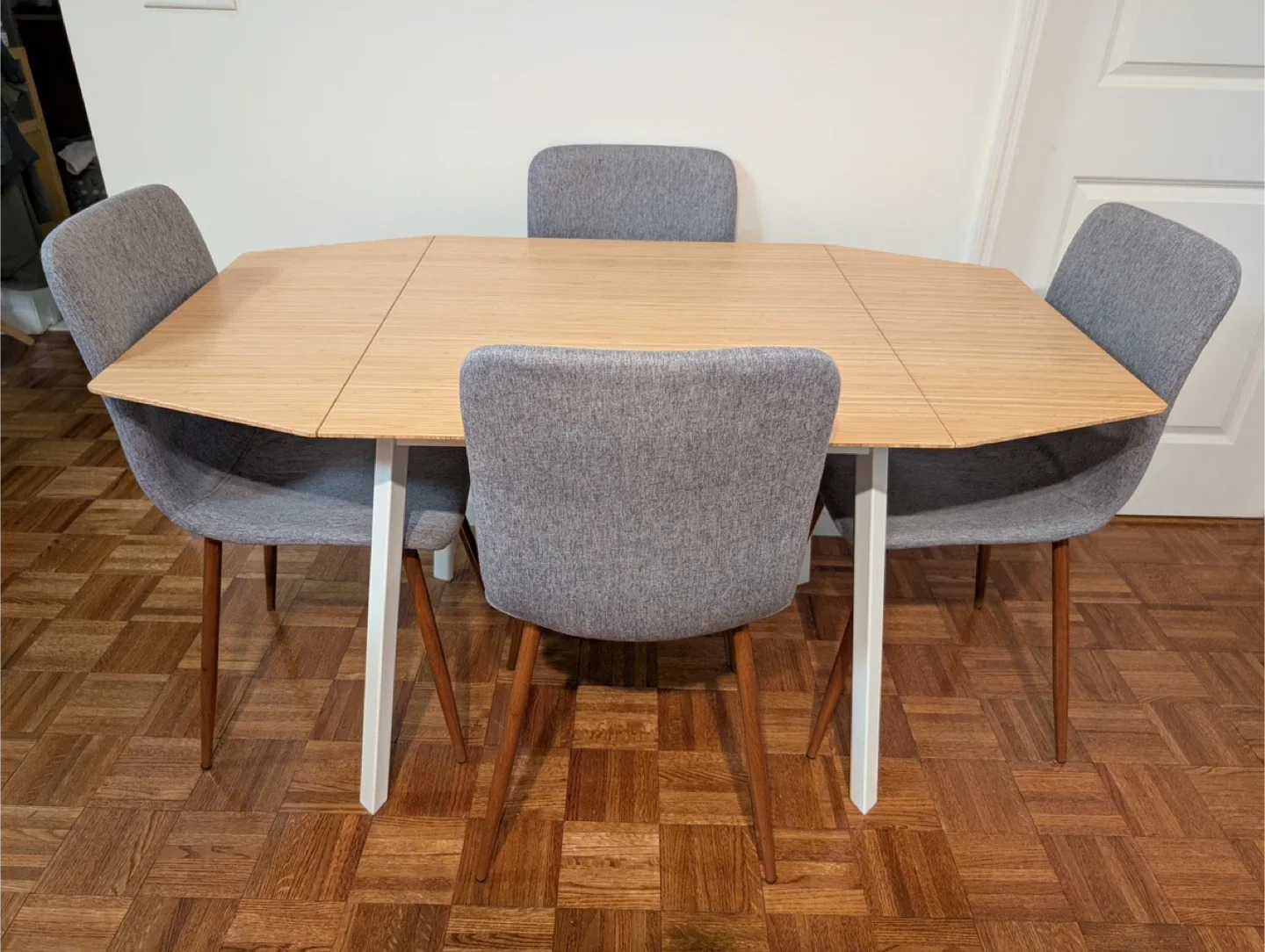 IKEA Drop-Leaf Table & Chairs image indicator(9)