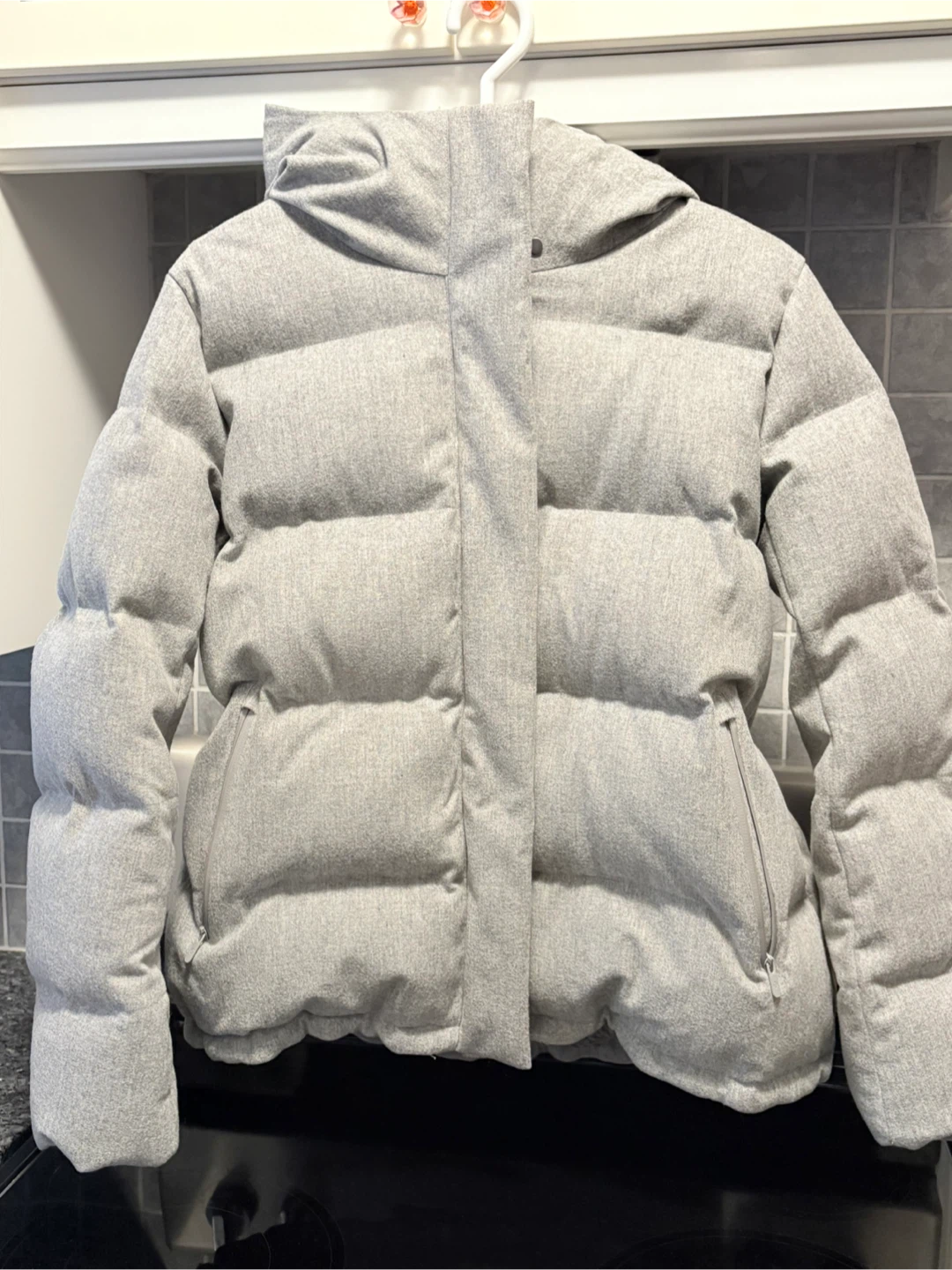 Lululemon Wunder Puff Jacket, Size 8Grey