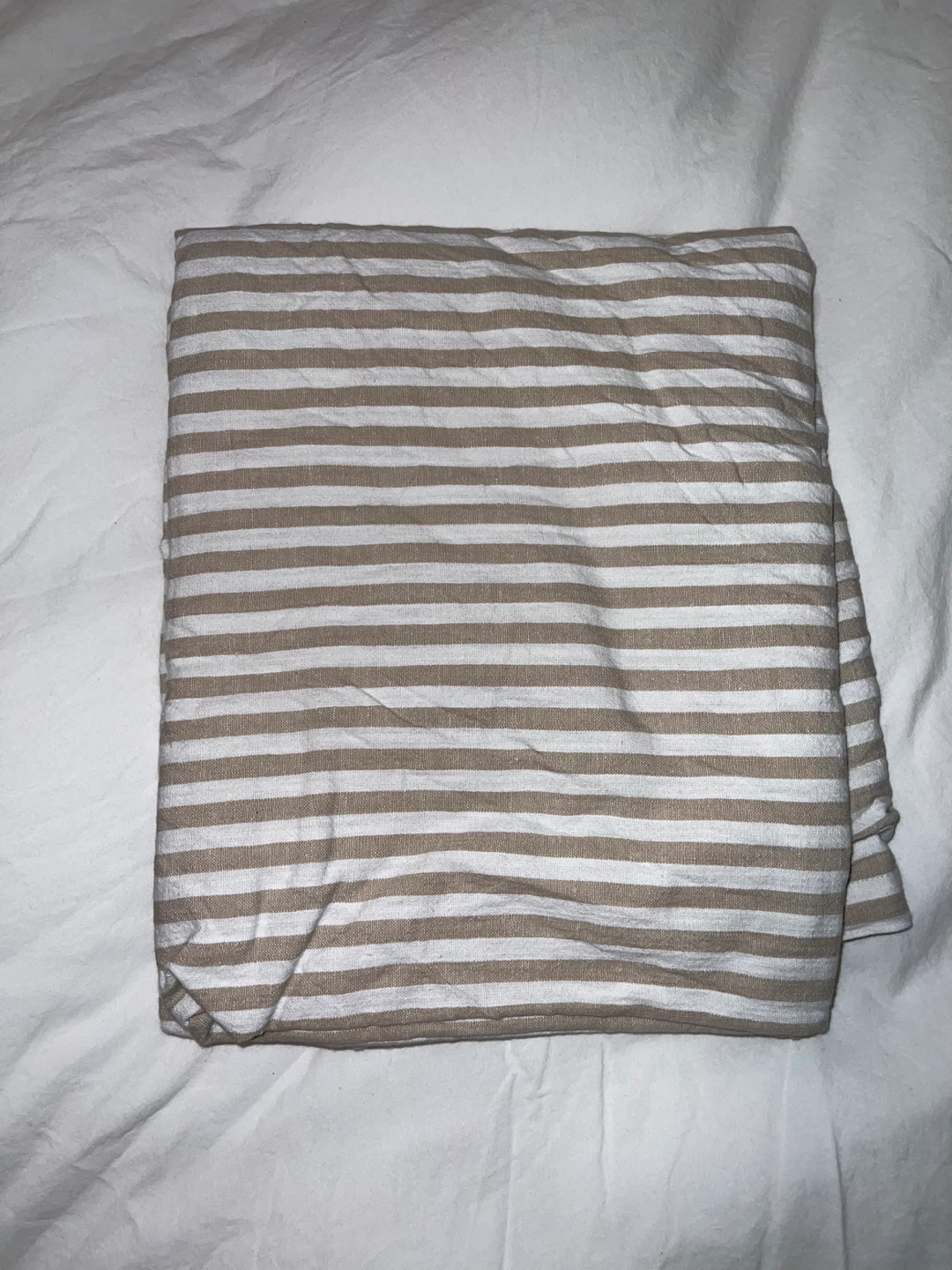 H&M Home Beige/White Striped Table Cloth 55x94