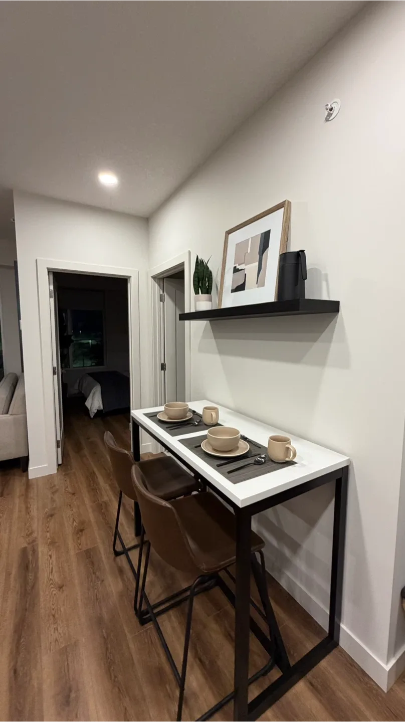 2 Beds 2 Baths - Apartment image indicator(3)