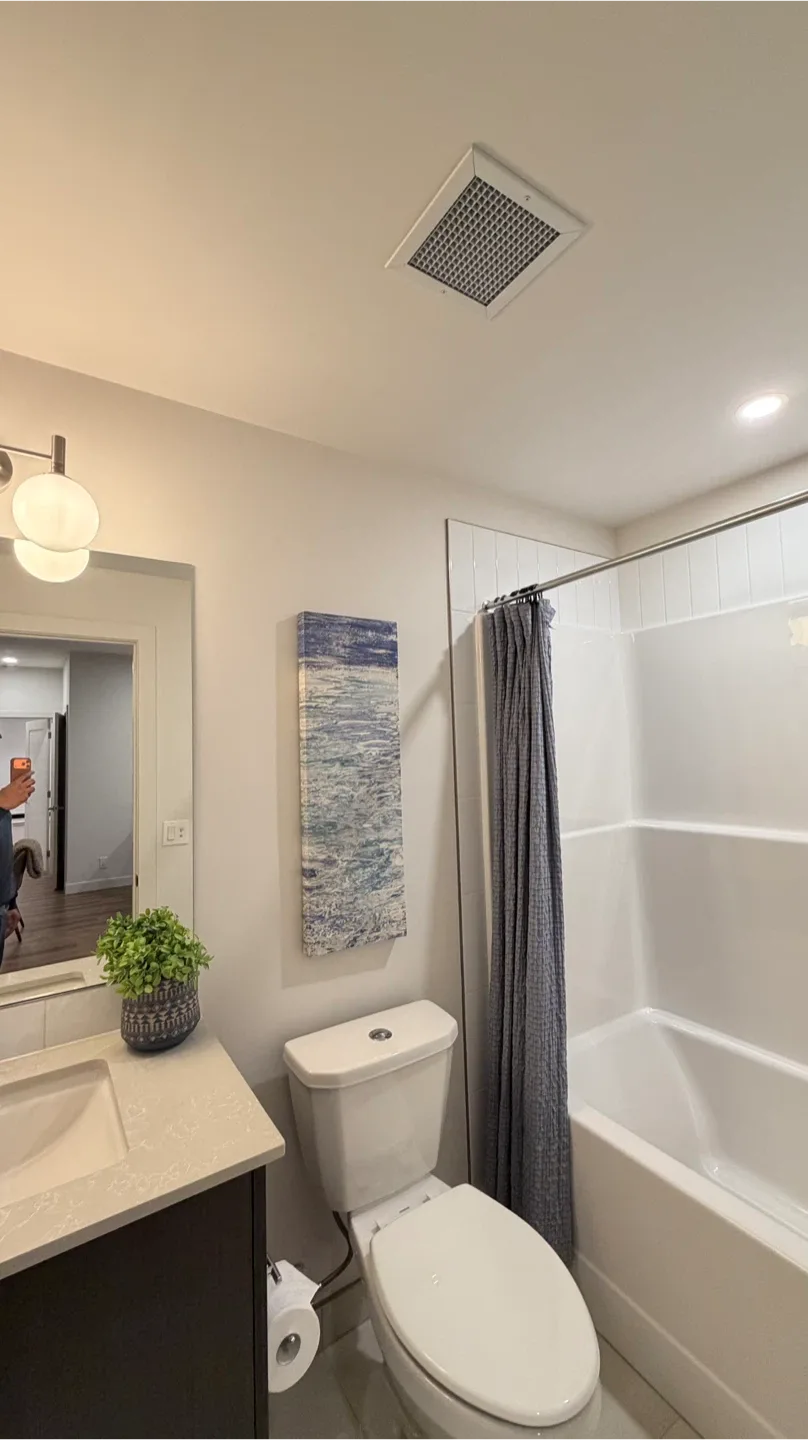 2 Beds 2 Baths - Apartment image indicator(9)