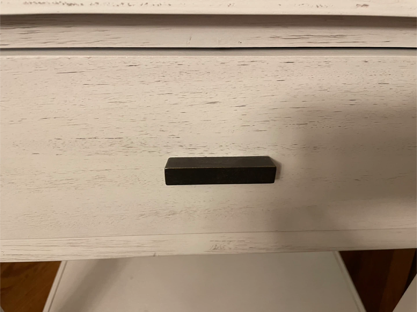 Pair of Wood Nightstands - photo 3
