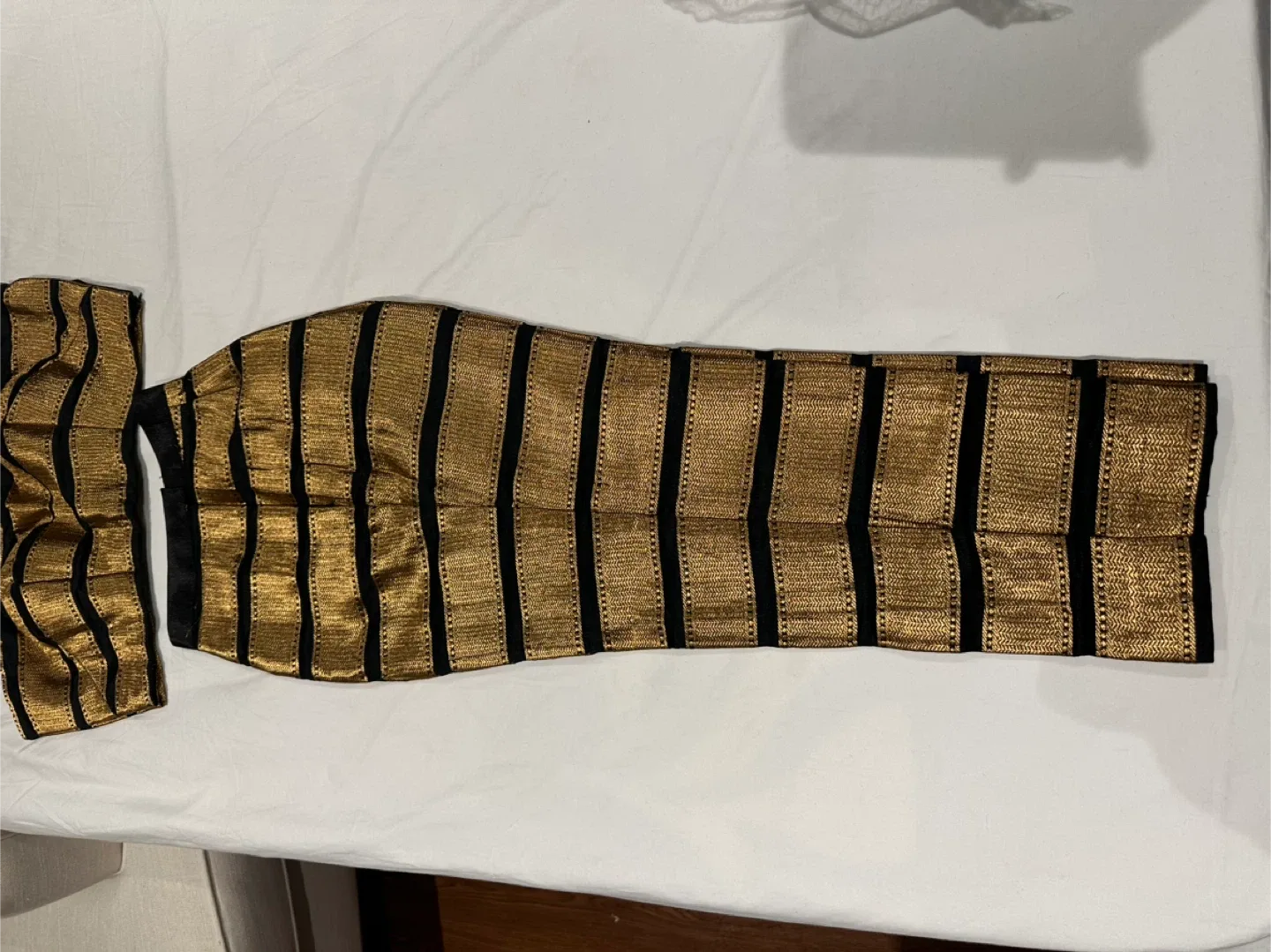 Crop top & pant - Gold & Black Striped Two-Piece Set image indicator(3)