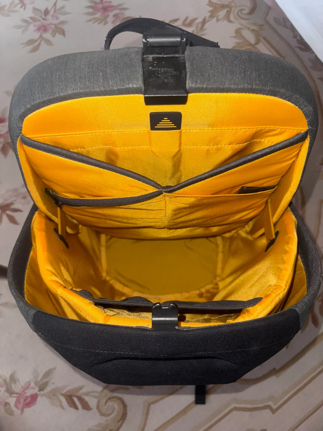 North Face Access 02 25L Laptop backpack - photo 3