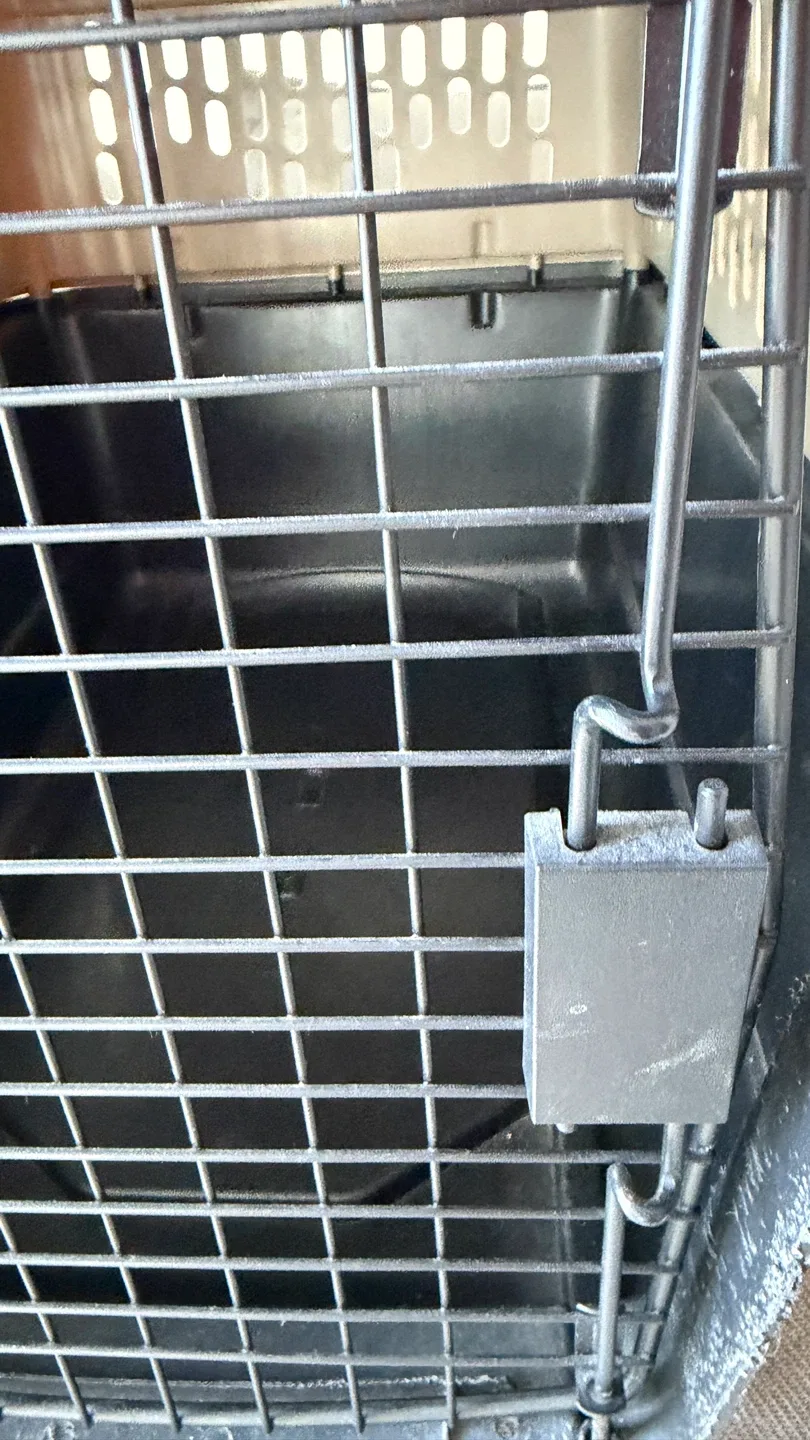 Top Paw Pet Carrier image indicator(5)