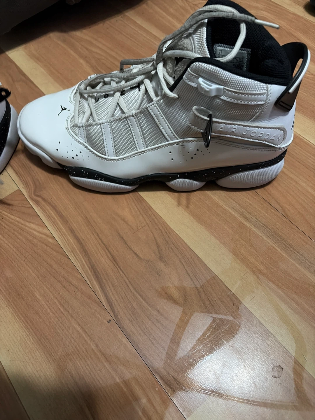 Air Jordan 6 Rings Basketball Shoes - photo 2