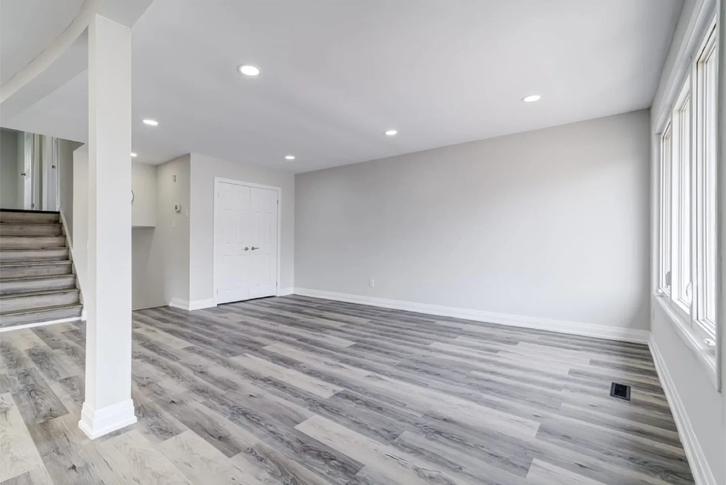 Freshly Renovated 4-Bedroom, 2-Bathroom Home Brampton image indicator(8)