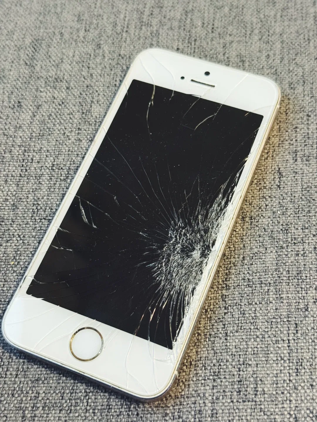 iPhone 5S – For Parts