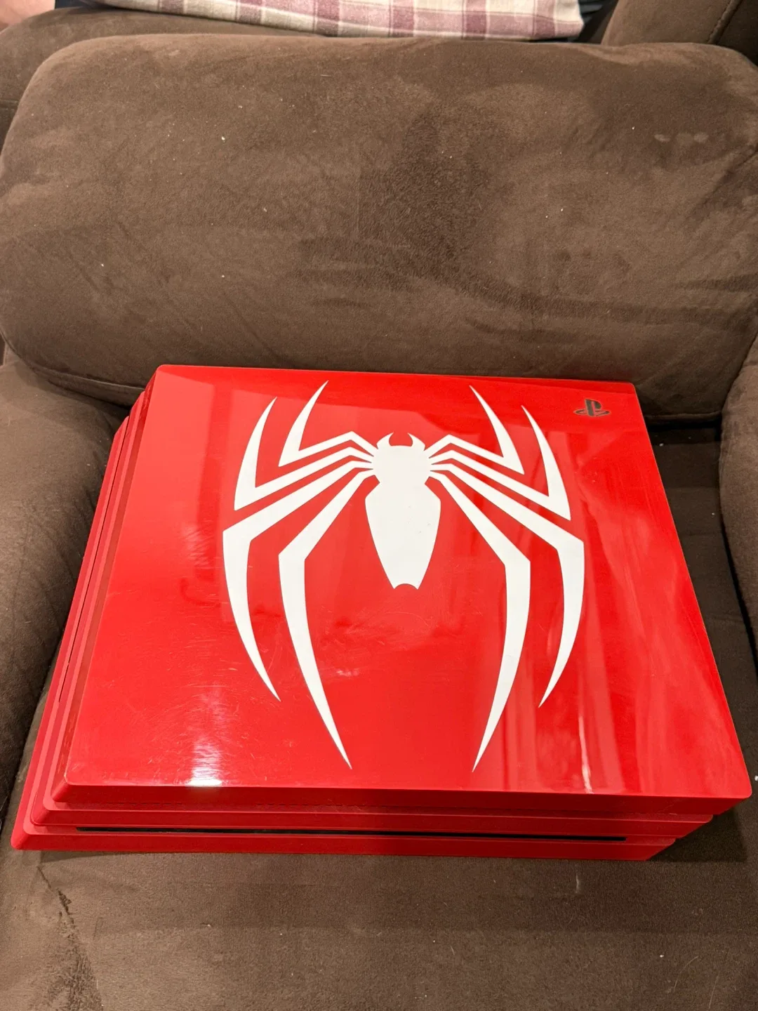 PlayStation 4 Pro Spider-Man Edition with Games image indicator(2)